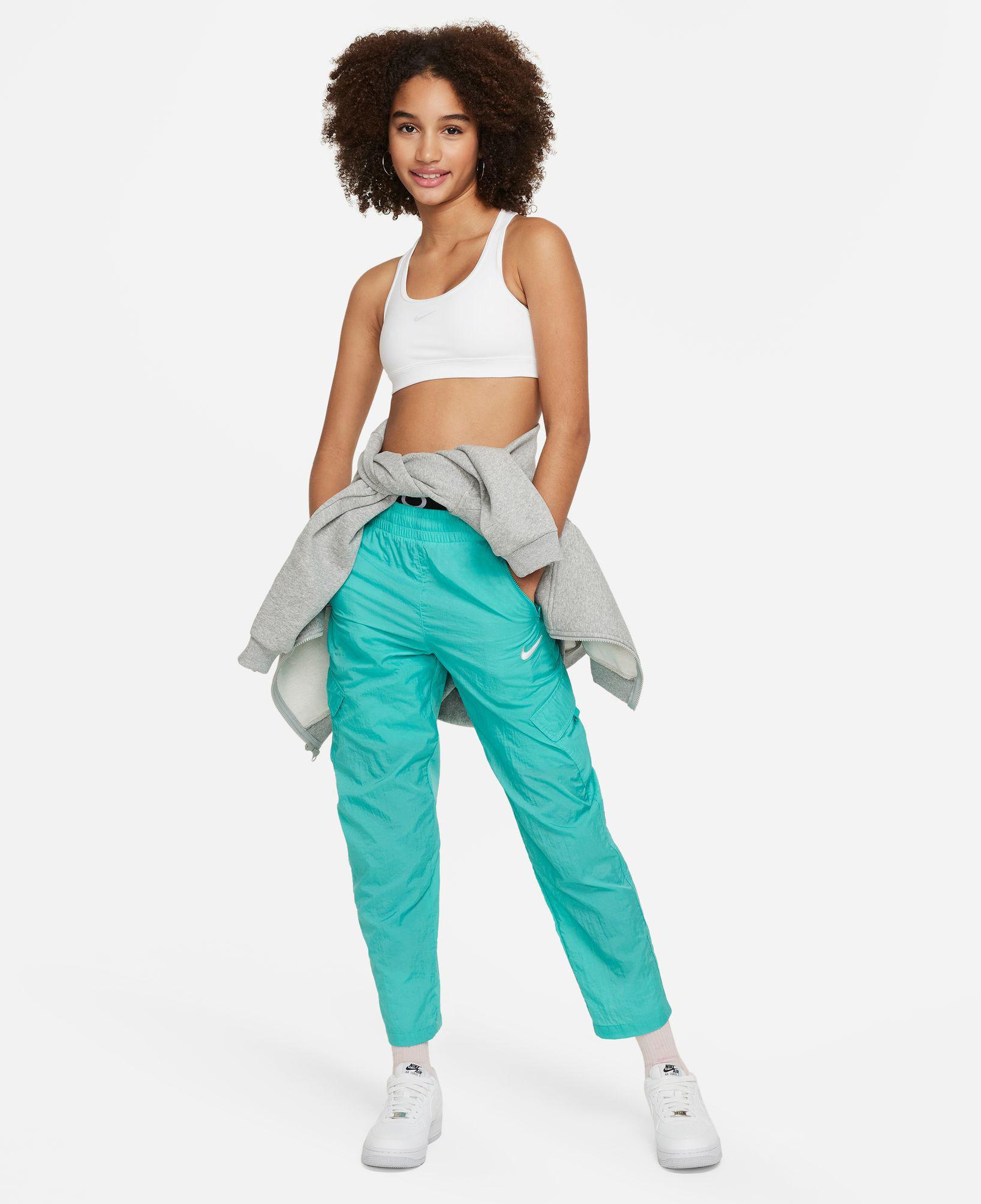 Nike Dri-Fit Swoosh Çocuk Beyaz Bra
