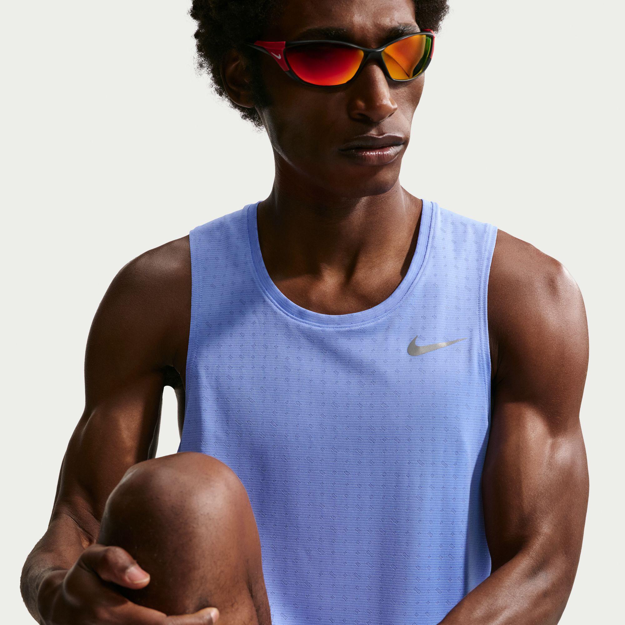 Nike Dri-Fit Breathe Miler Erkek Mavi Kolsuz T-Shirt