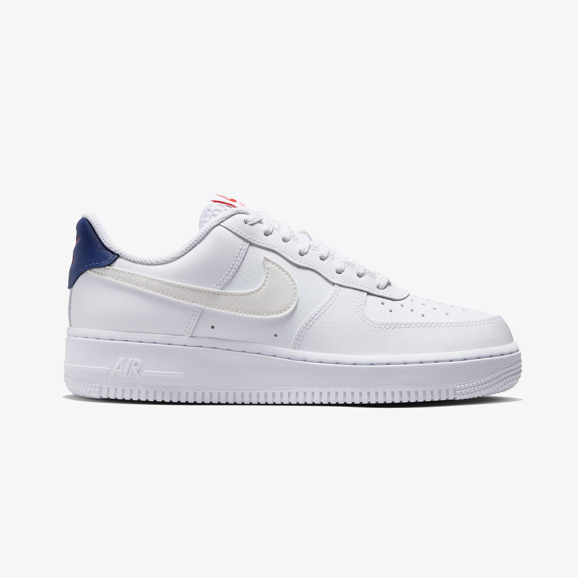 Nike Air Force 1 '07 Kadın Beyaz Spor Ayakkabı