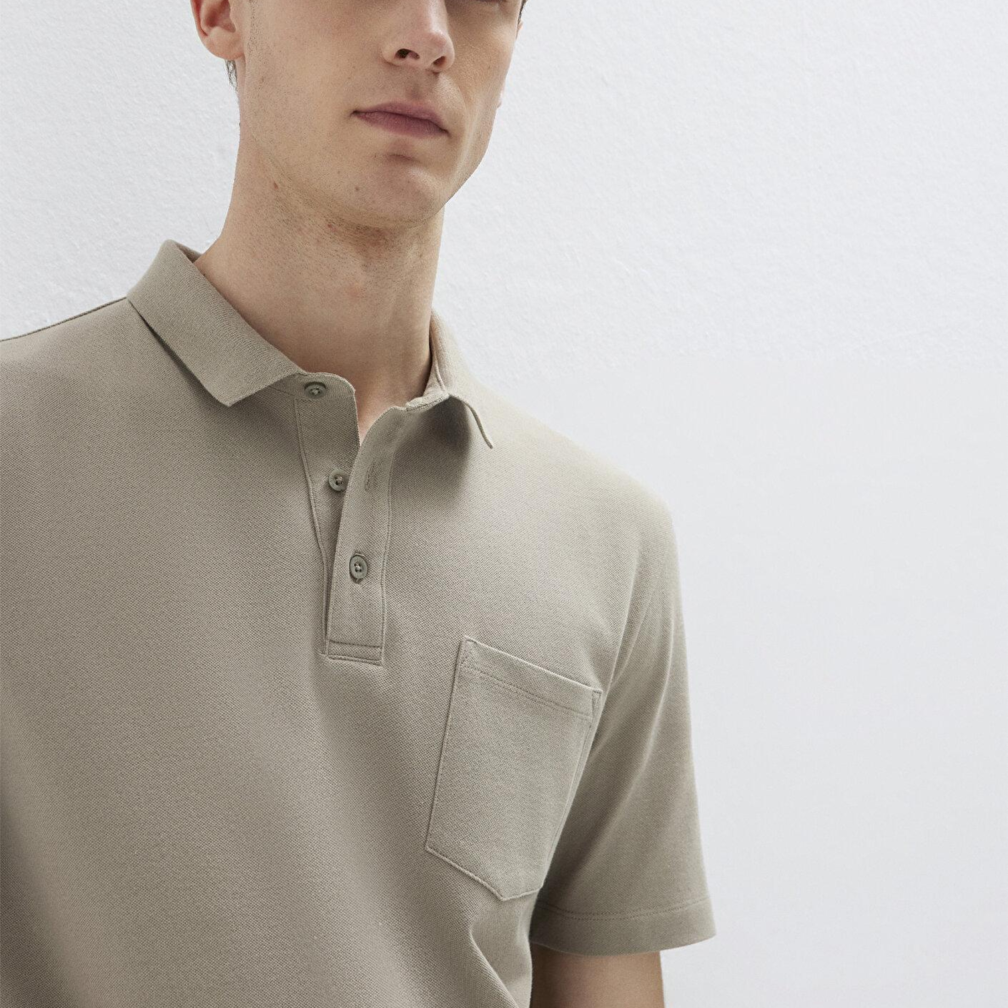 Mavi Cepli Bej Polo Tişört Regular Fit / Normal Kesim 0613465-70352