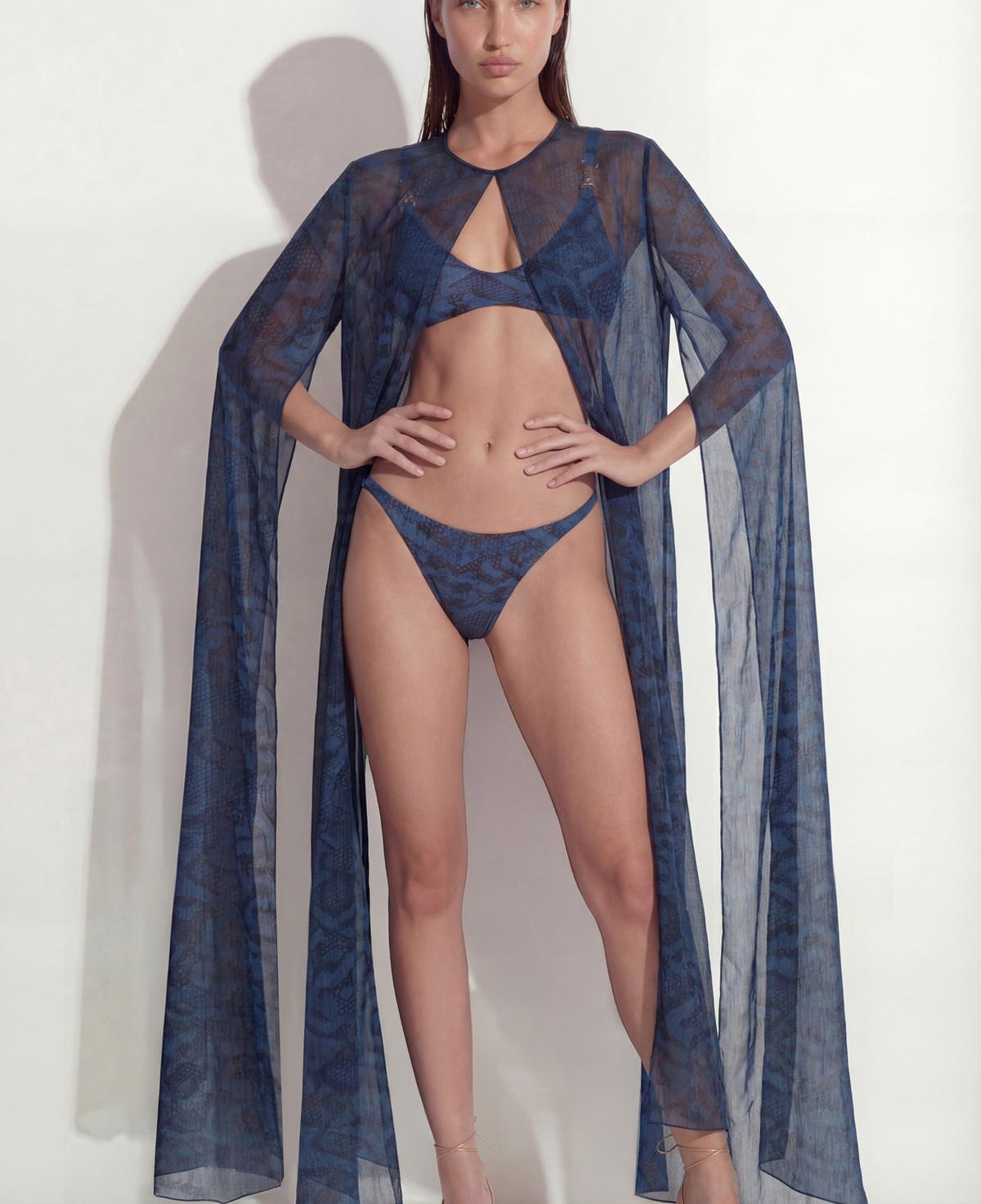 NAGARA AÇIK SIRT BLUZ KAFTAN