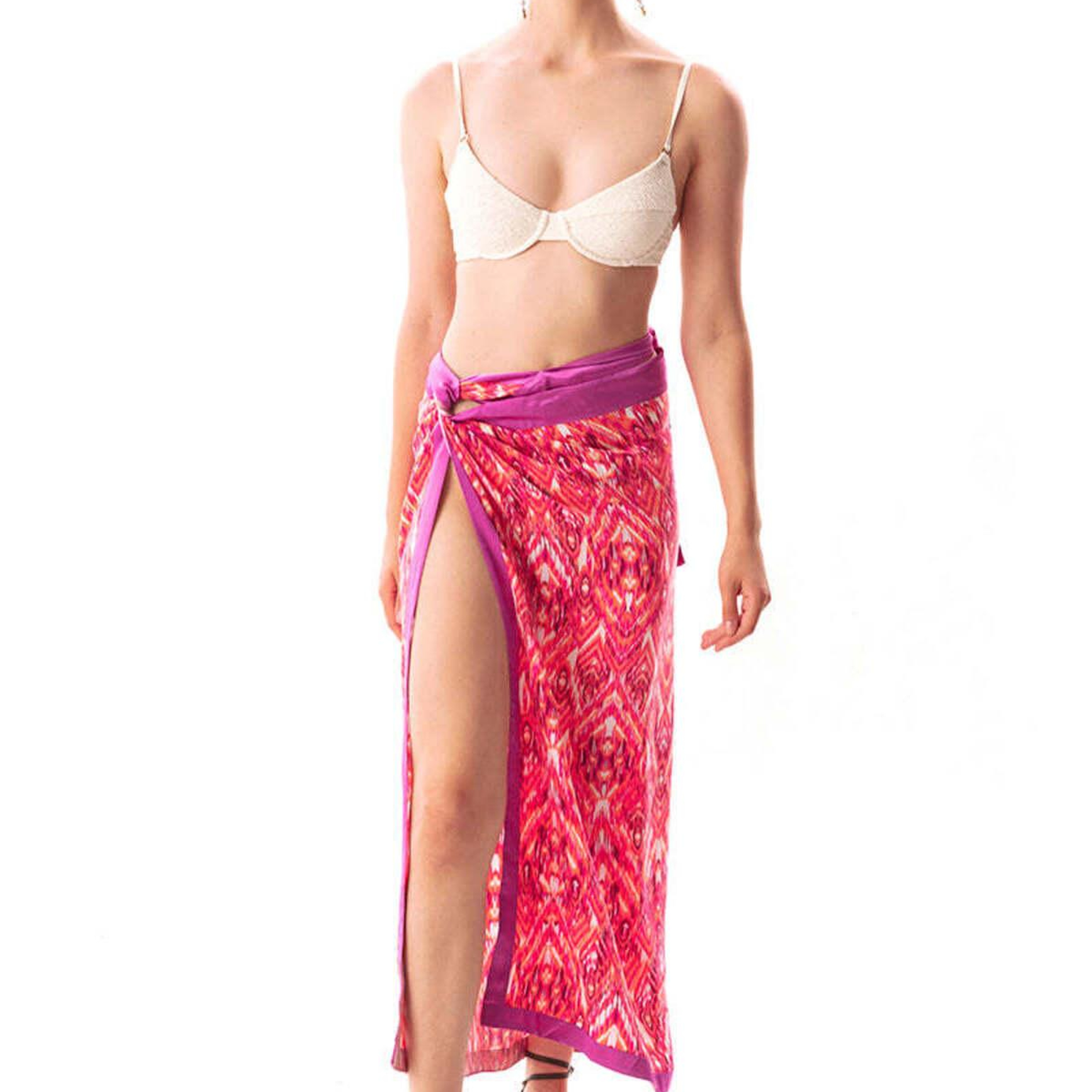 SANTO SARONG ETEK