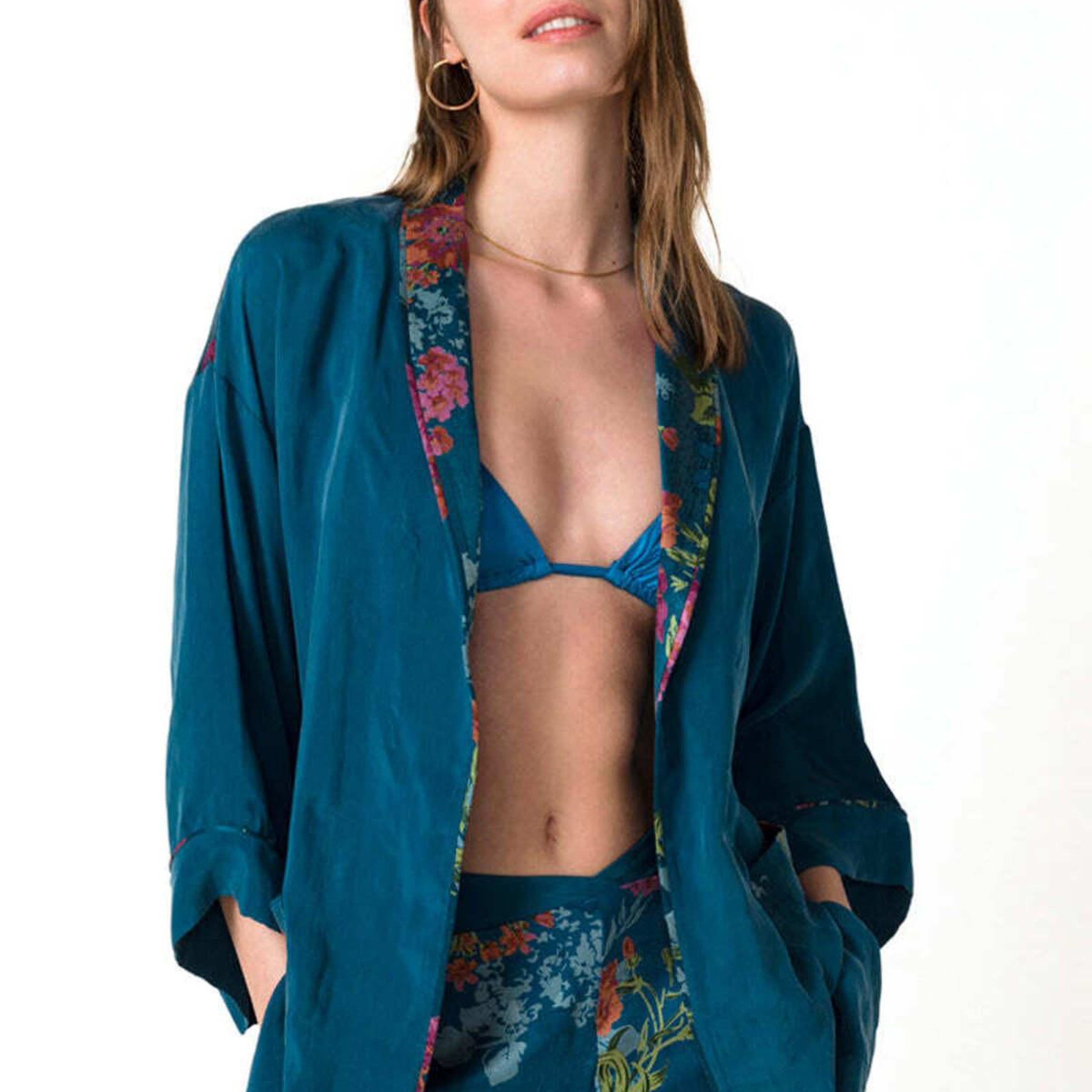 JOAN ROBE
