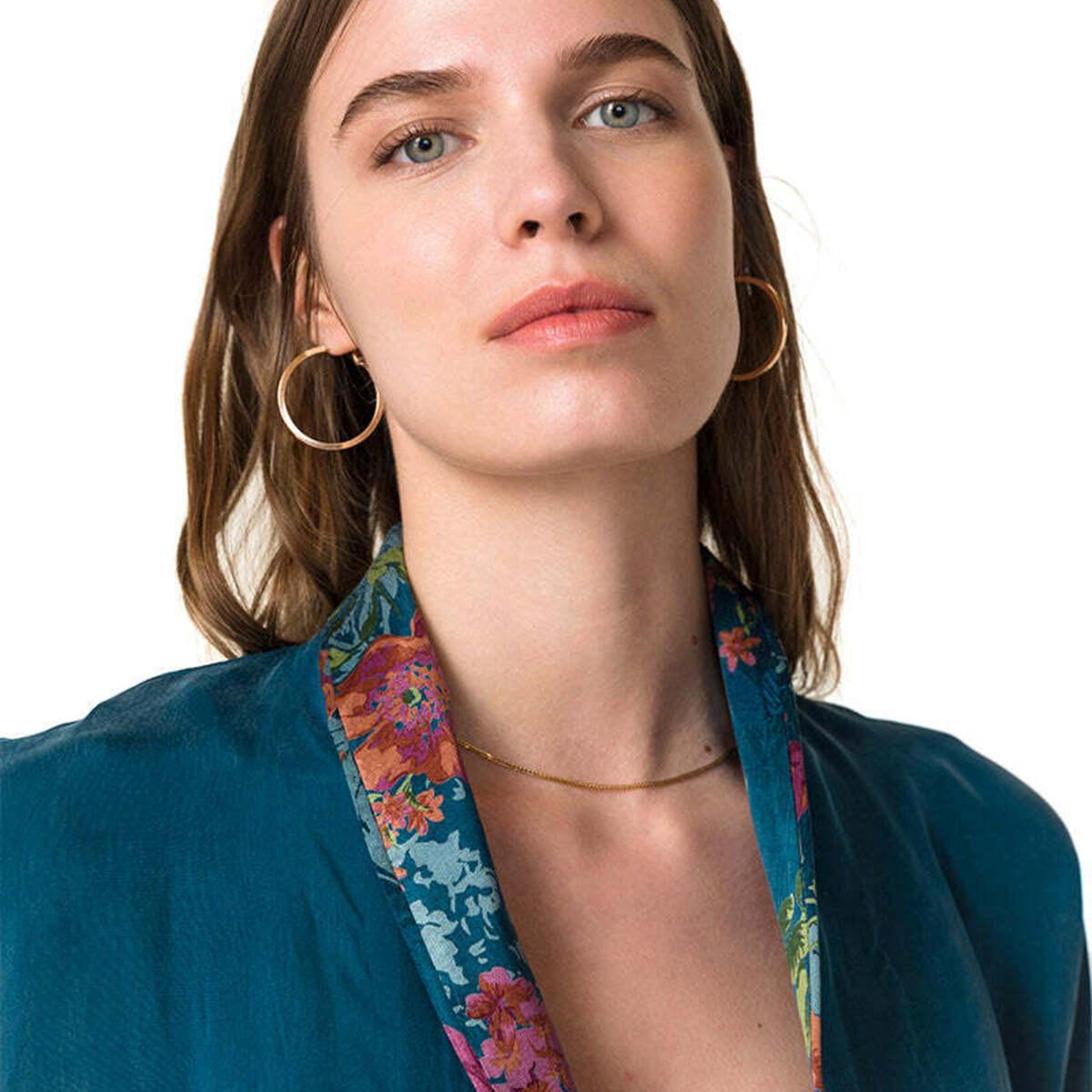 JOAN ROBE