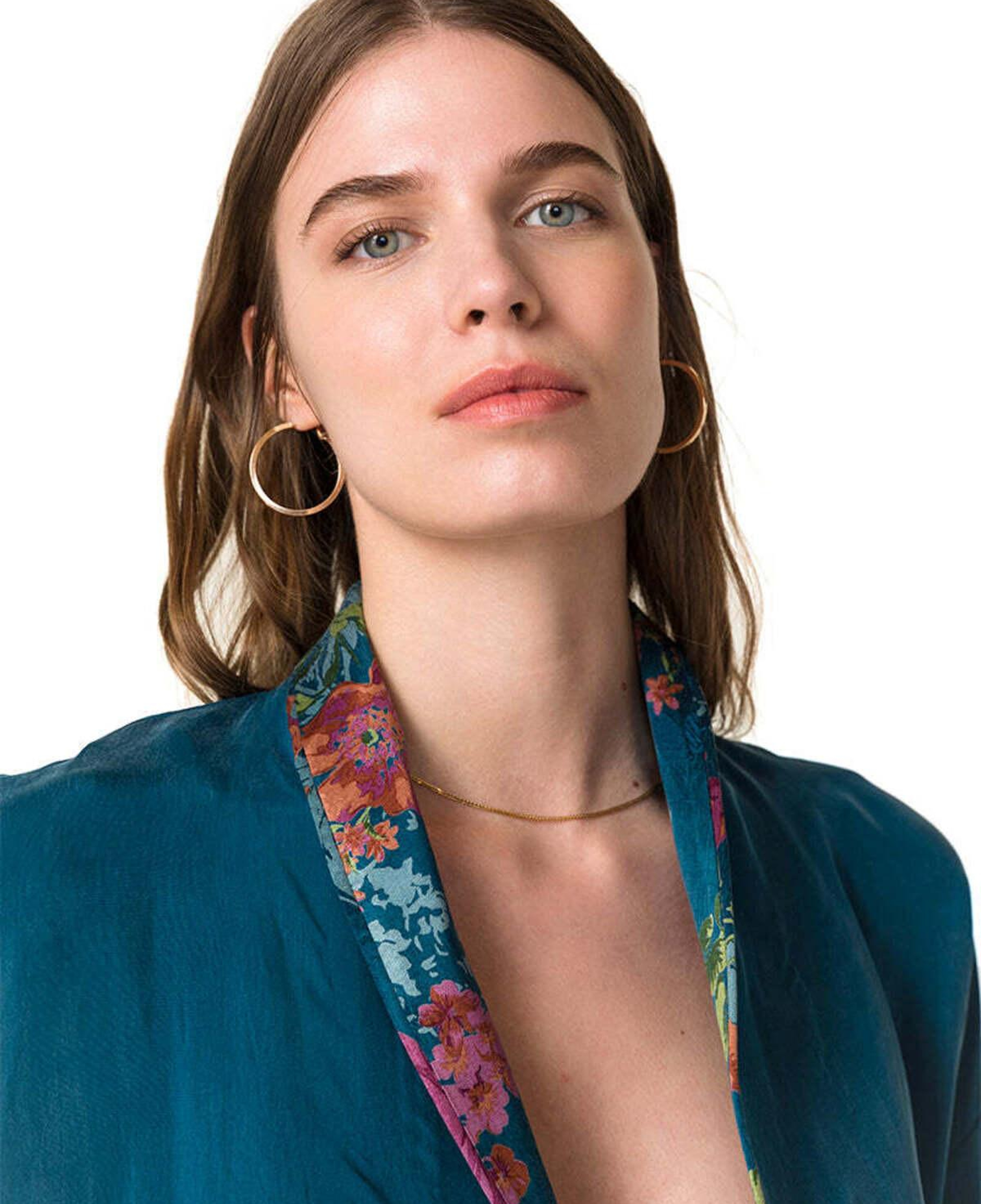 JOAN ROBE