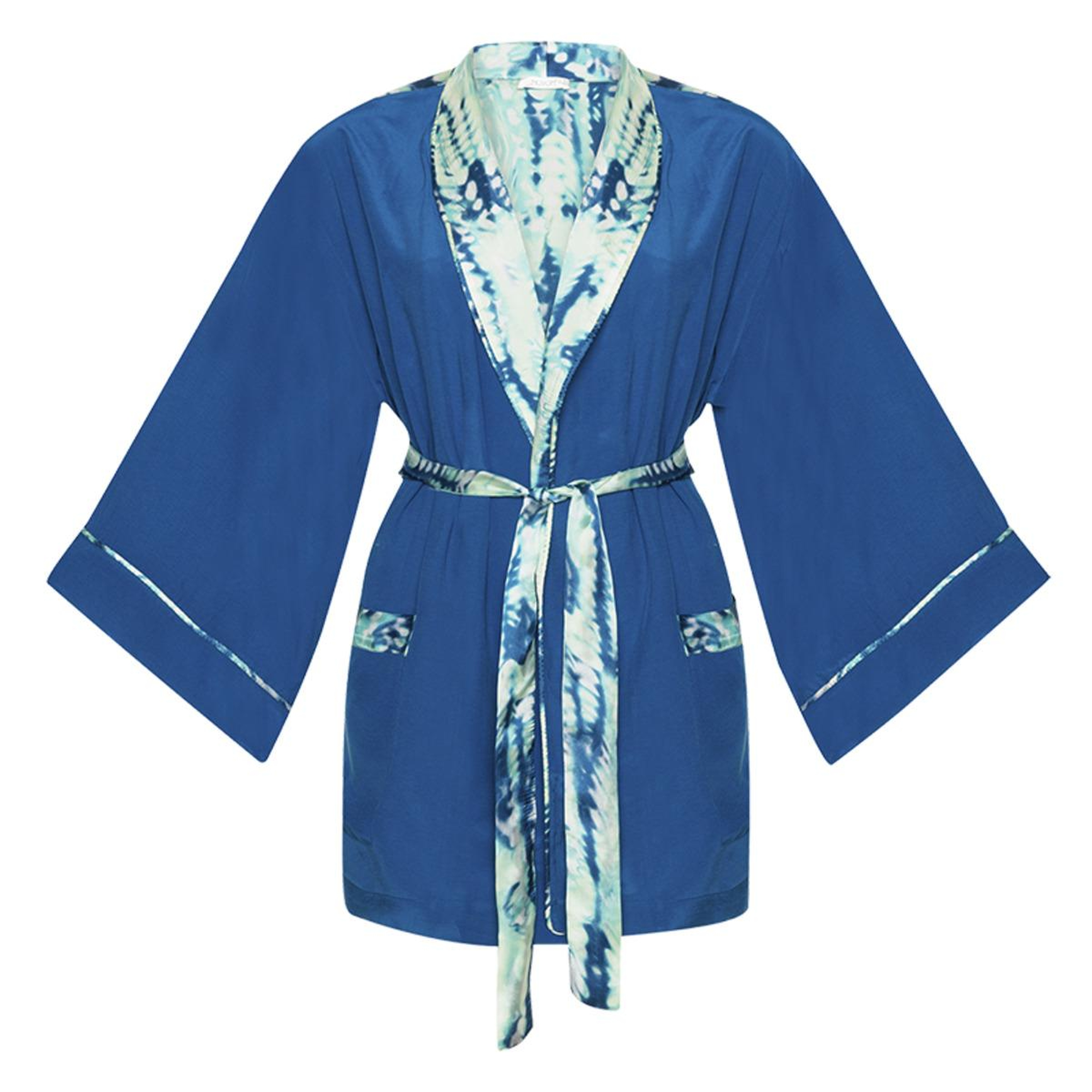 TAO ROBE