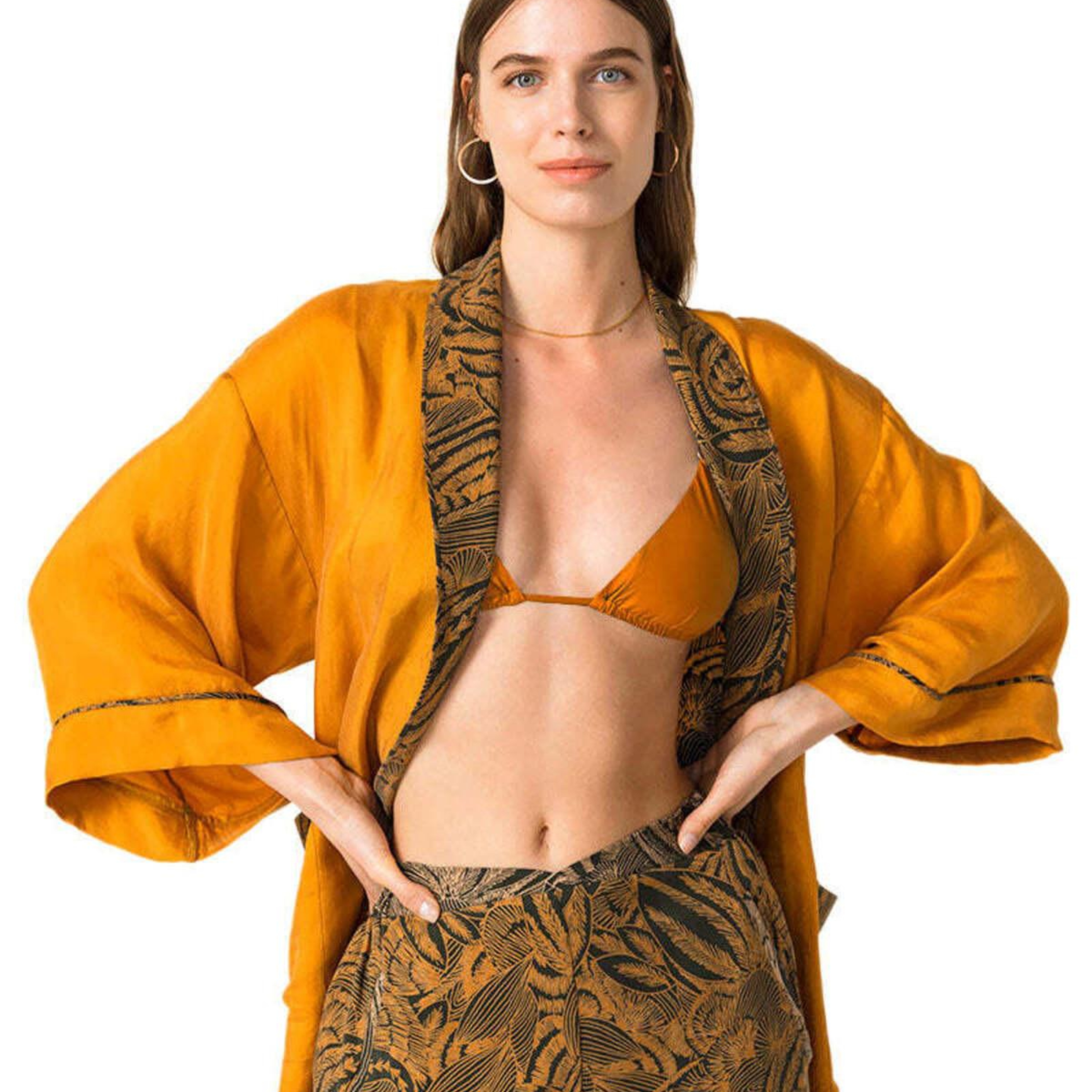 NOMI ROBE