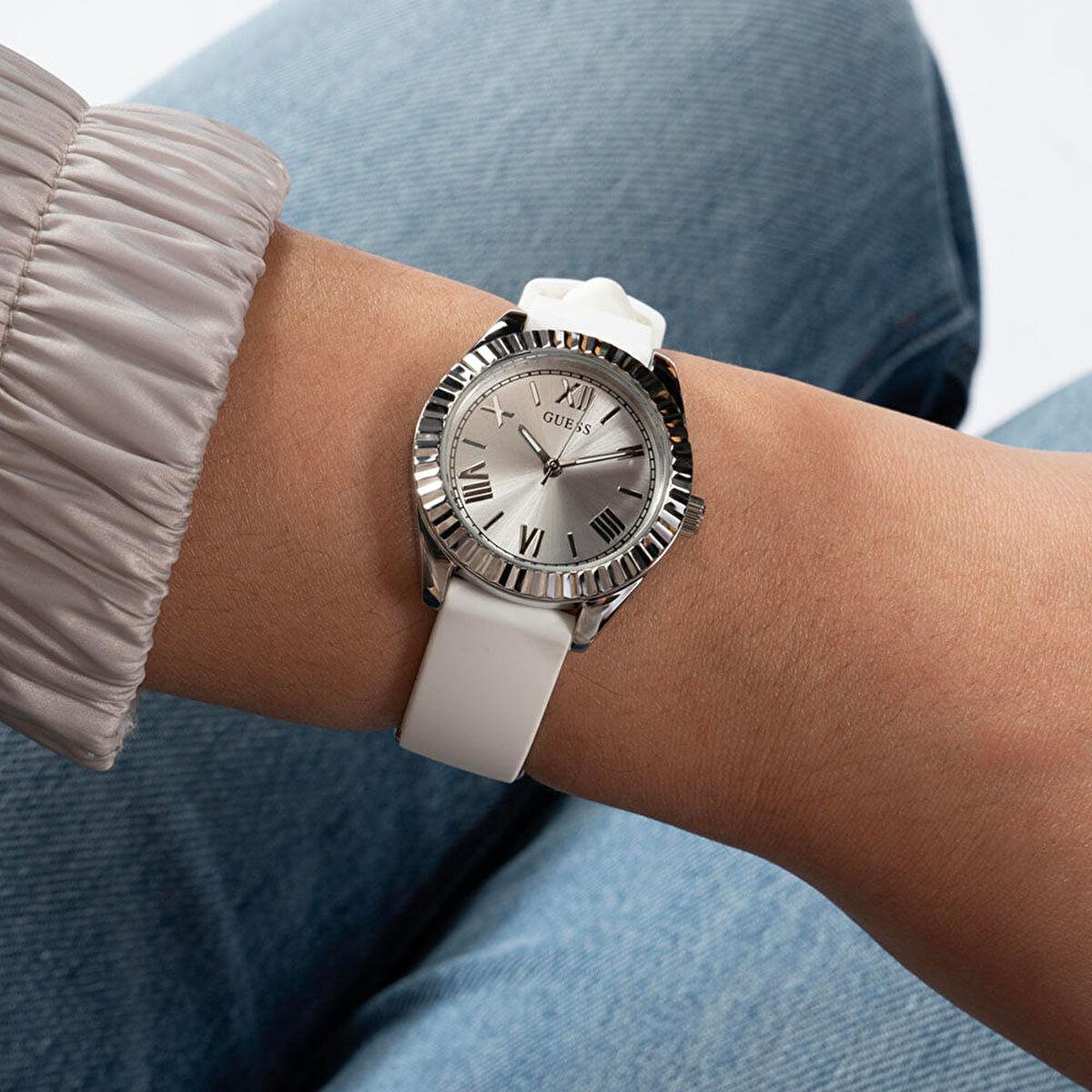 Guess GUGW0724L1 Kadın Kol Saati