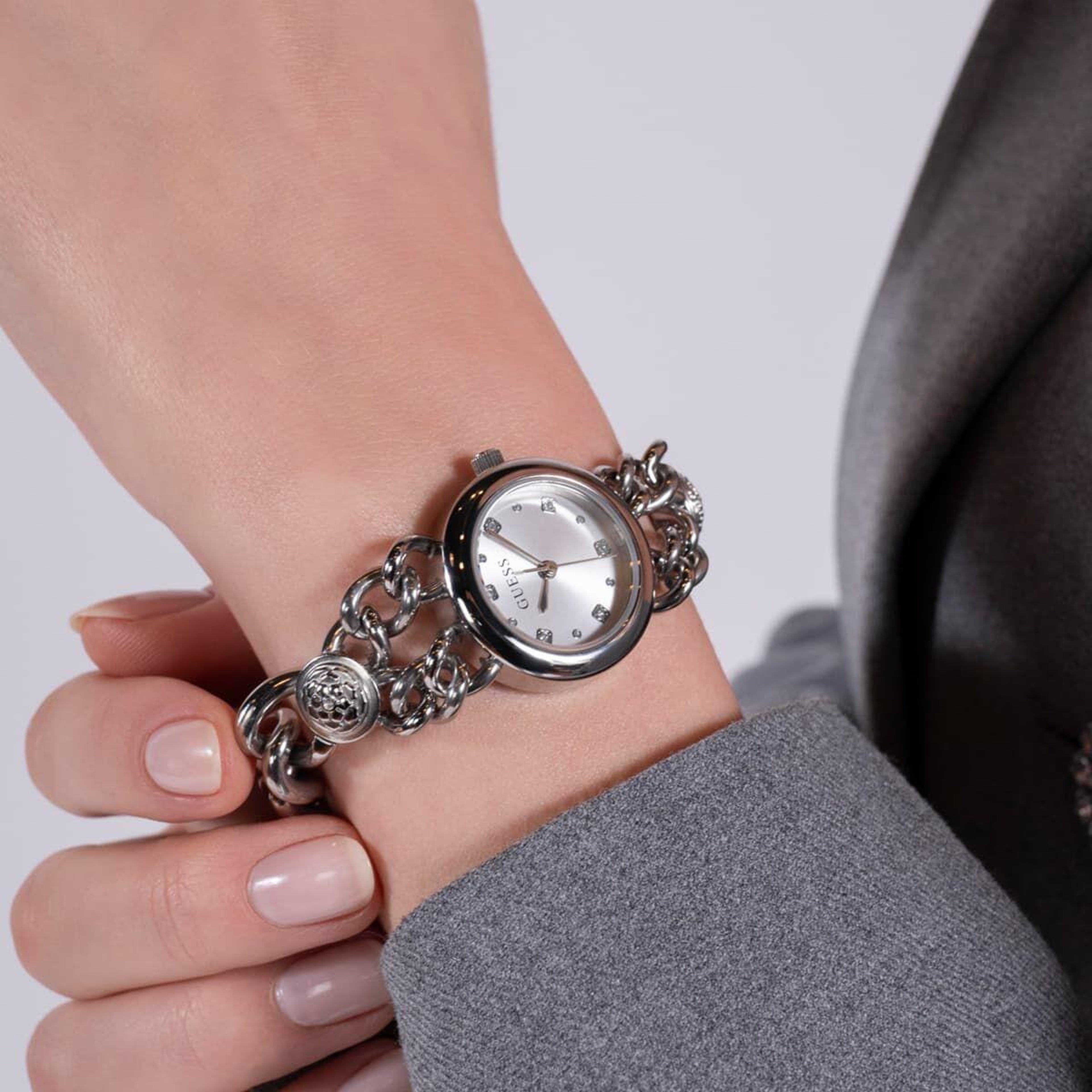 Guess GUGW0758L1 Kadın Kol Saati