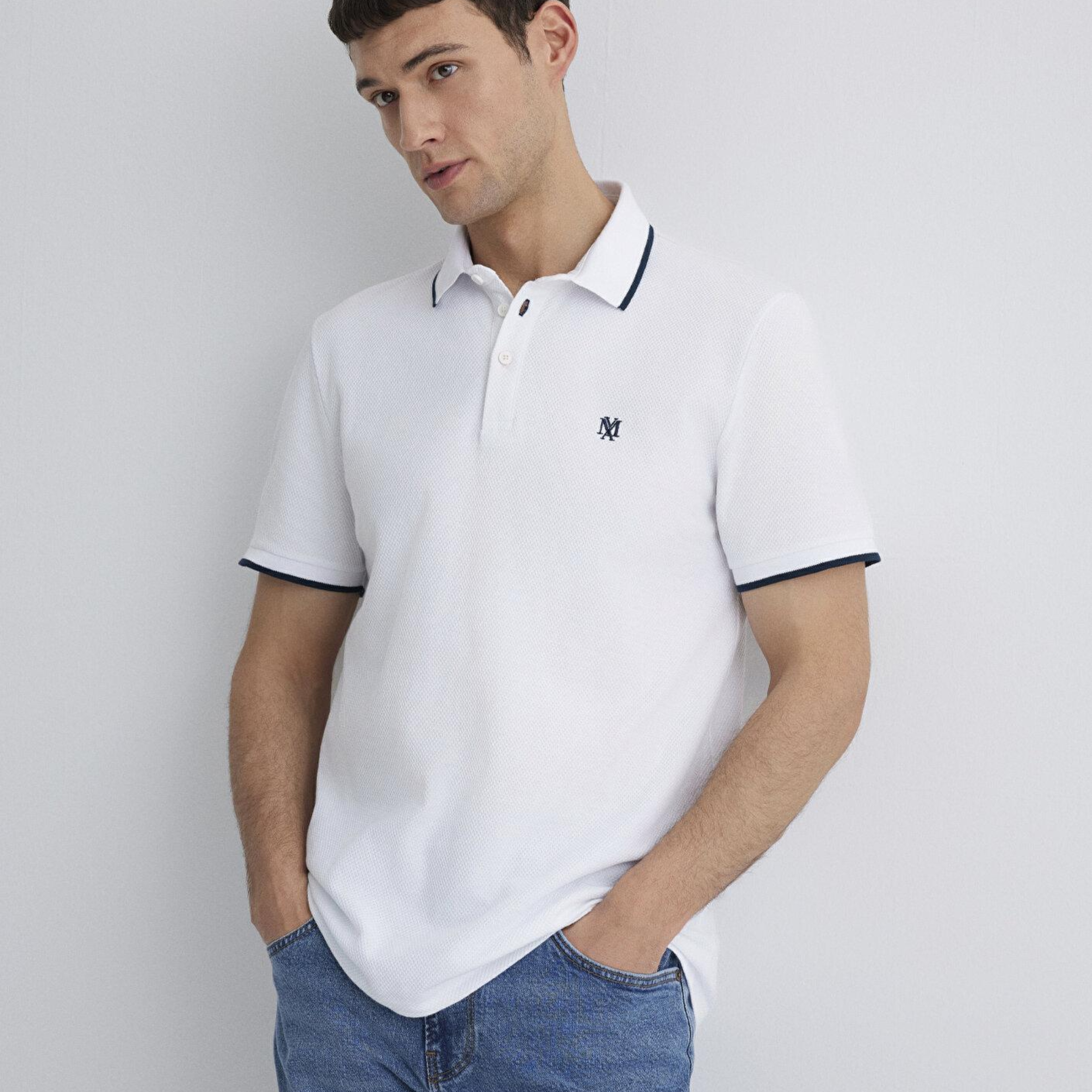 Mavi Şerit Detaylı Beyaz Polo Tişört Slim Fit / Dar Kesim 066039-620
