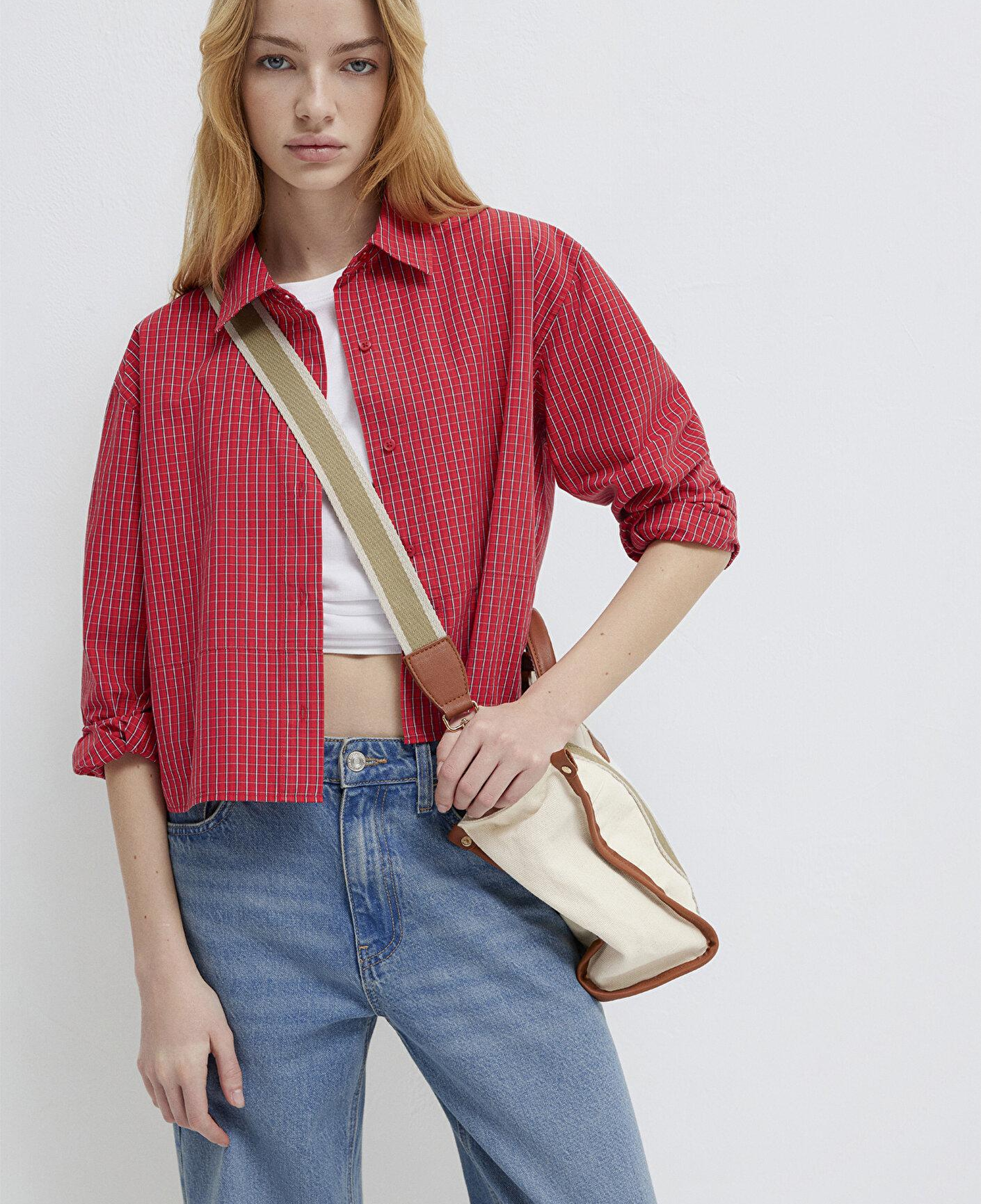 Mavi Ekose Kırmızı Crop Gömlek Loose Fit / Bol Rahat Kesim 1211401-83904