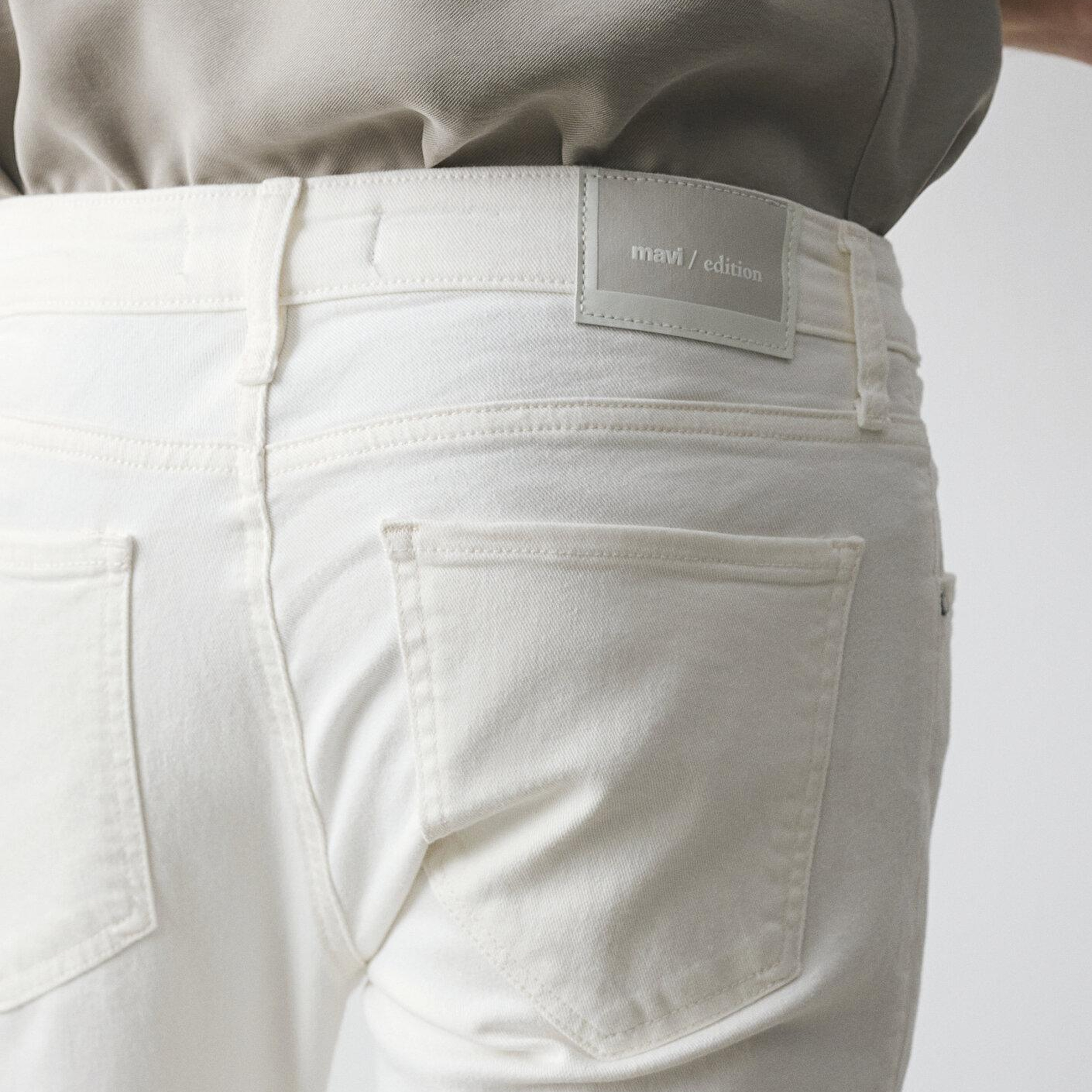 Mavi Jake Edition Beyaz Jean Pantolon 0042290581