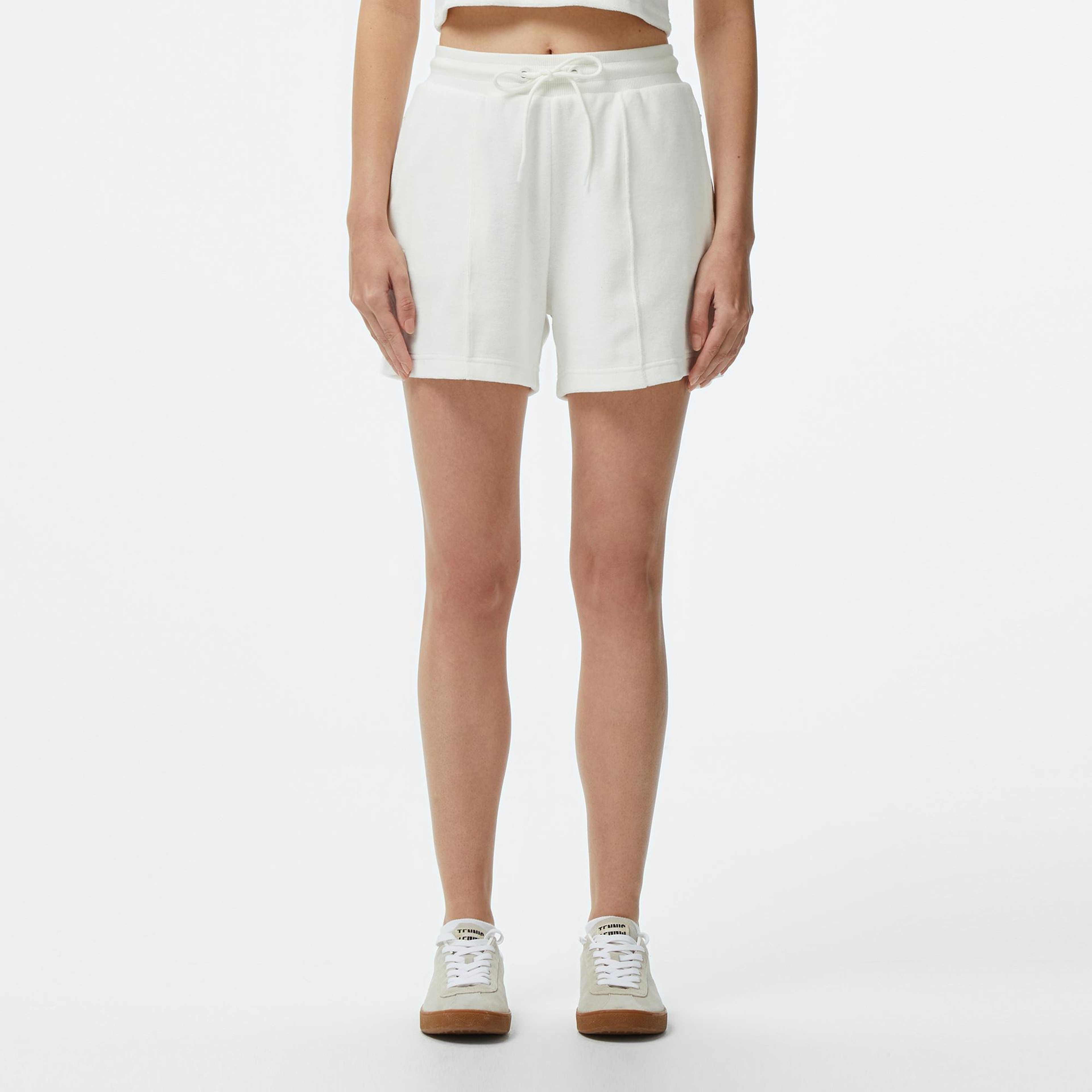 Lacoste Kadın Relaxed Fit Beyaz Şort