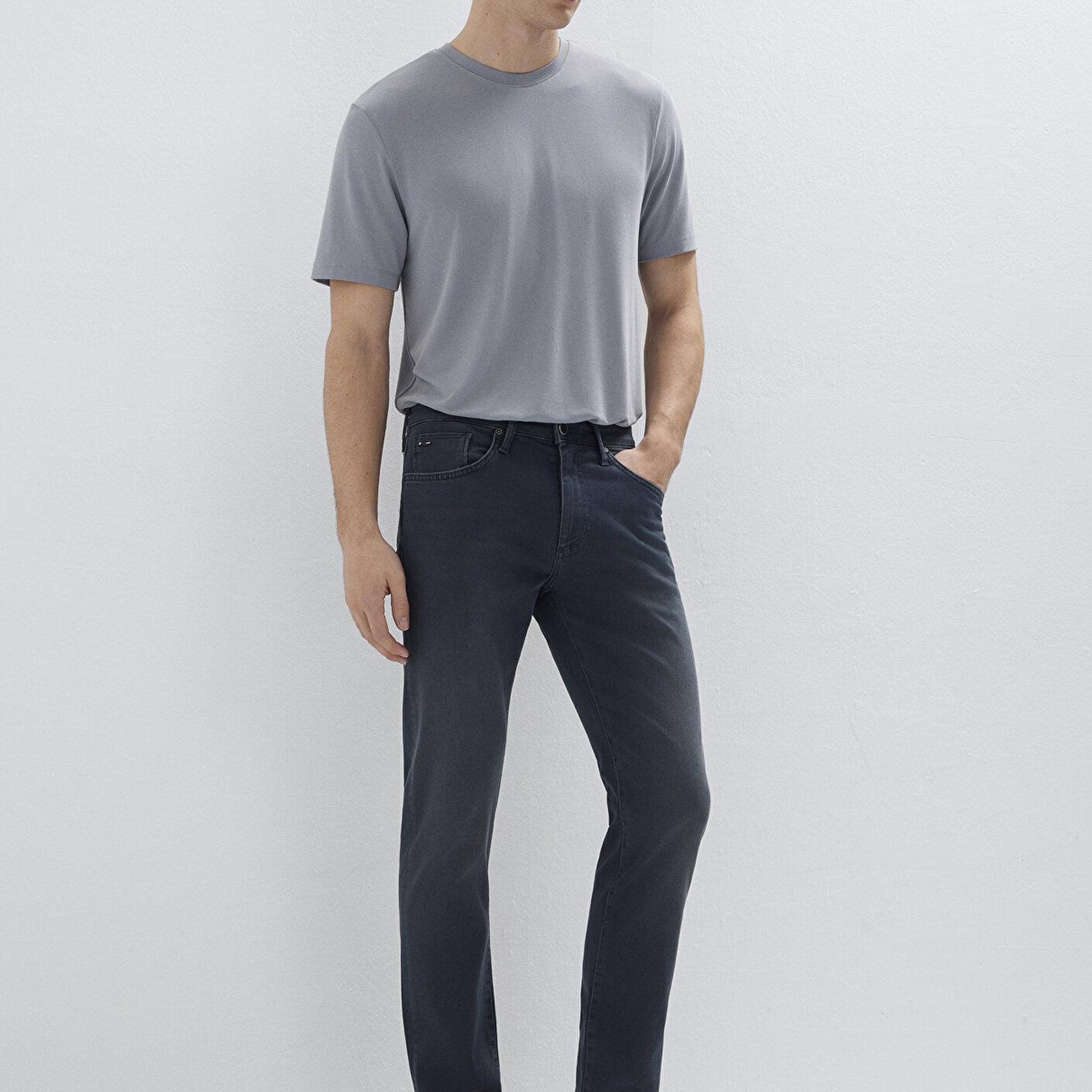 Mavi Marcus Pro Sport Koyu Puslu Mavi Jean Pantolon 00351A1739
