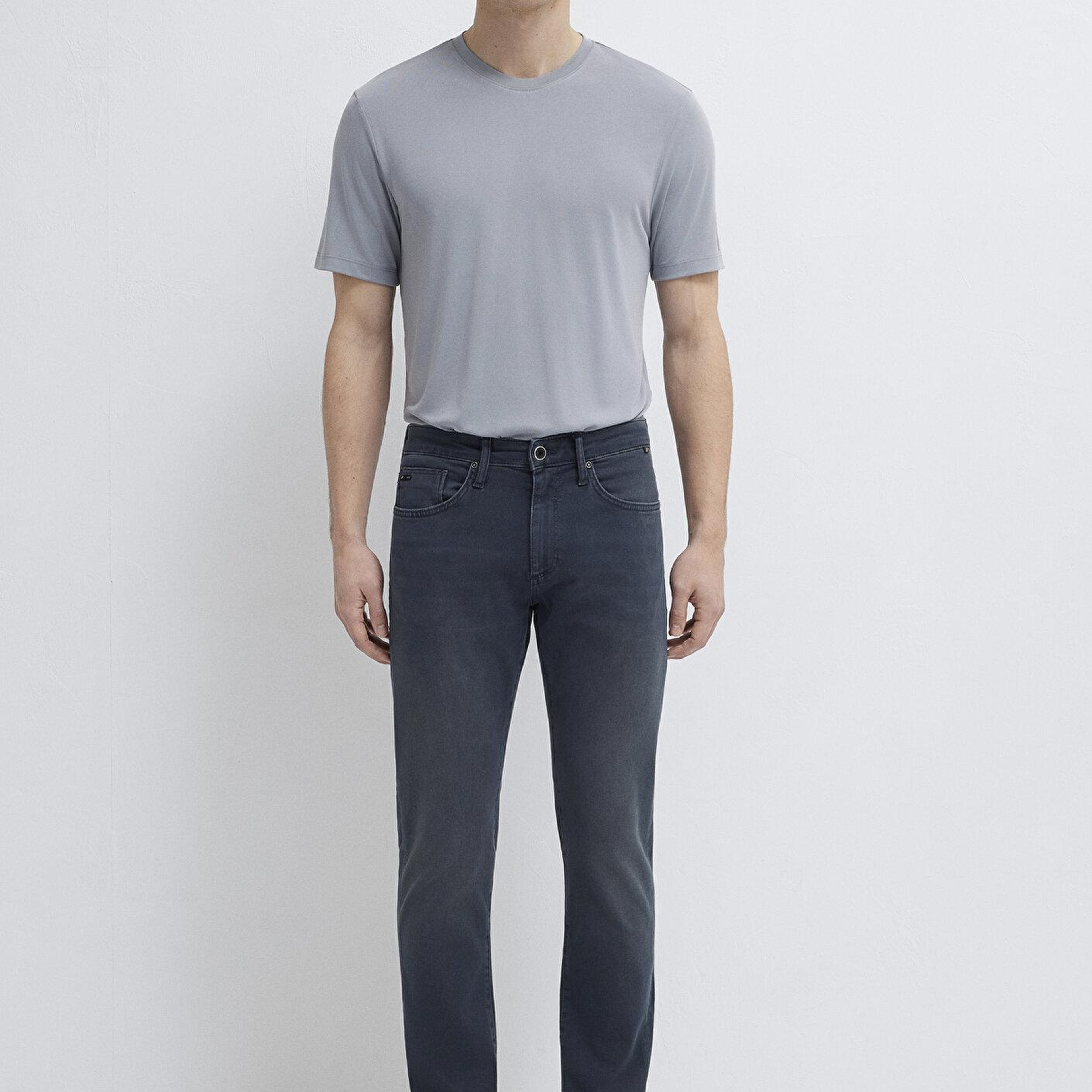 Mavi Marcus Pro Sport Koyu Puslu Mavi Jean Pantolon 00351A1739