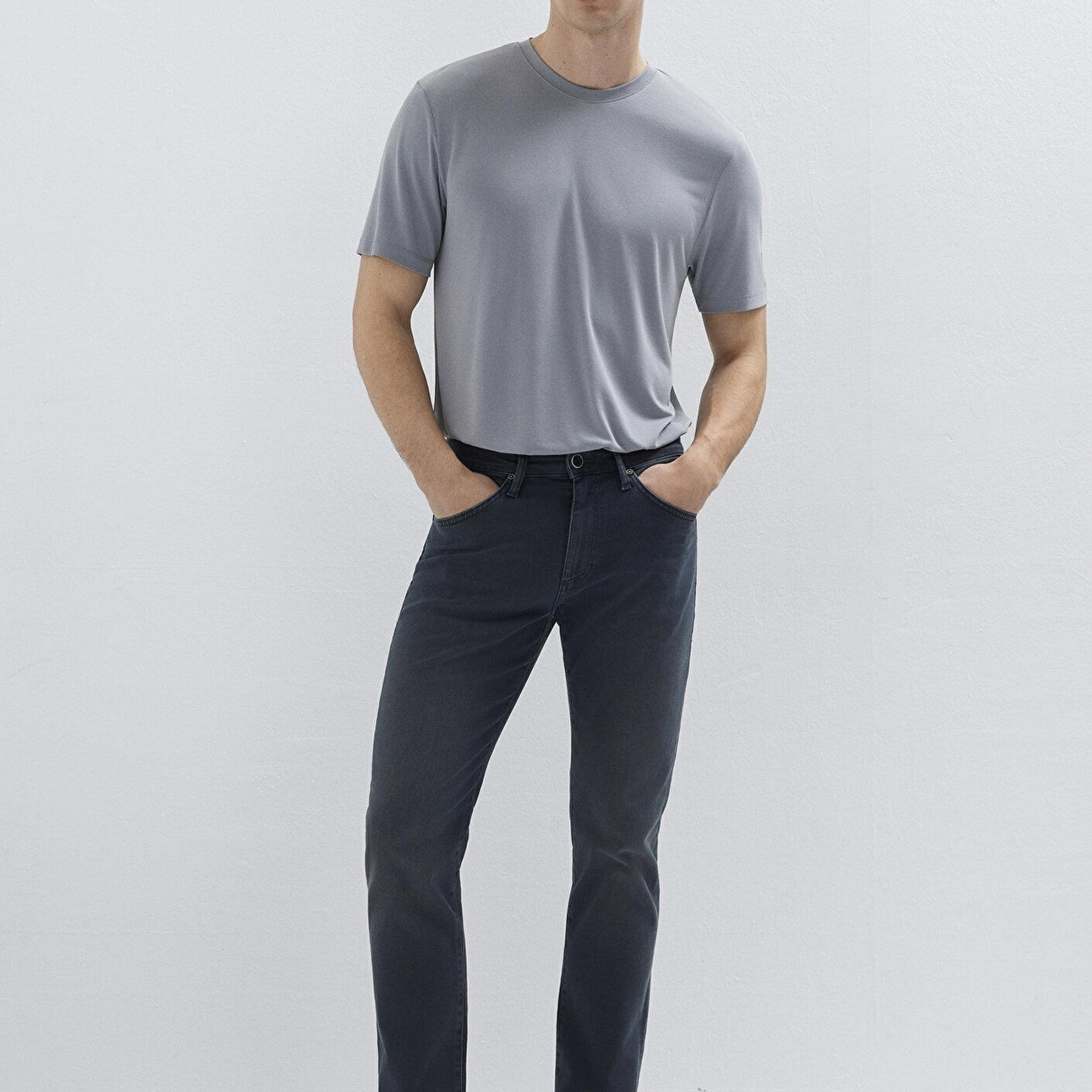 Mavi Marcus Pro Sport Koyu Puslu Mavi Jean Pantolon 00351A1739