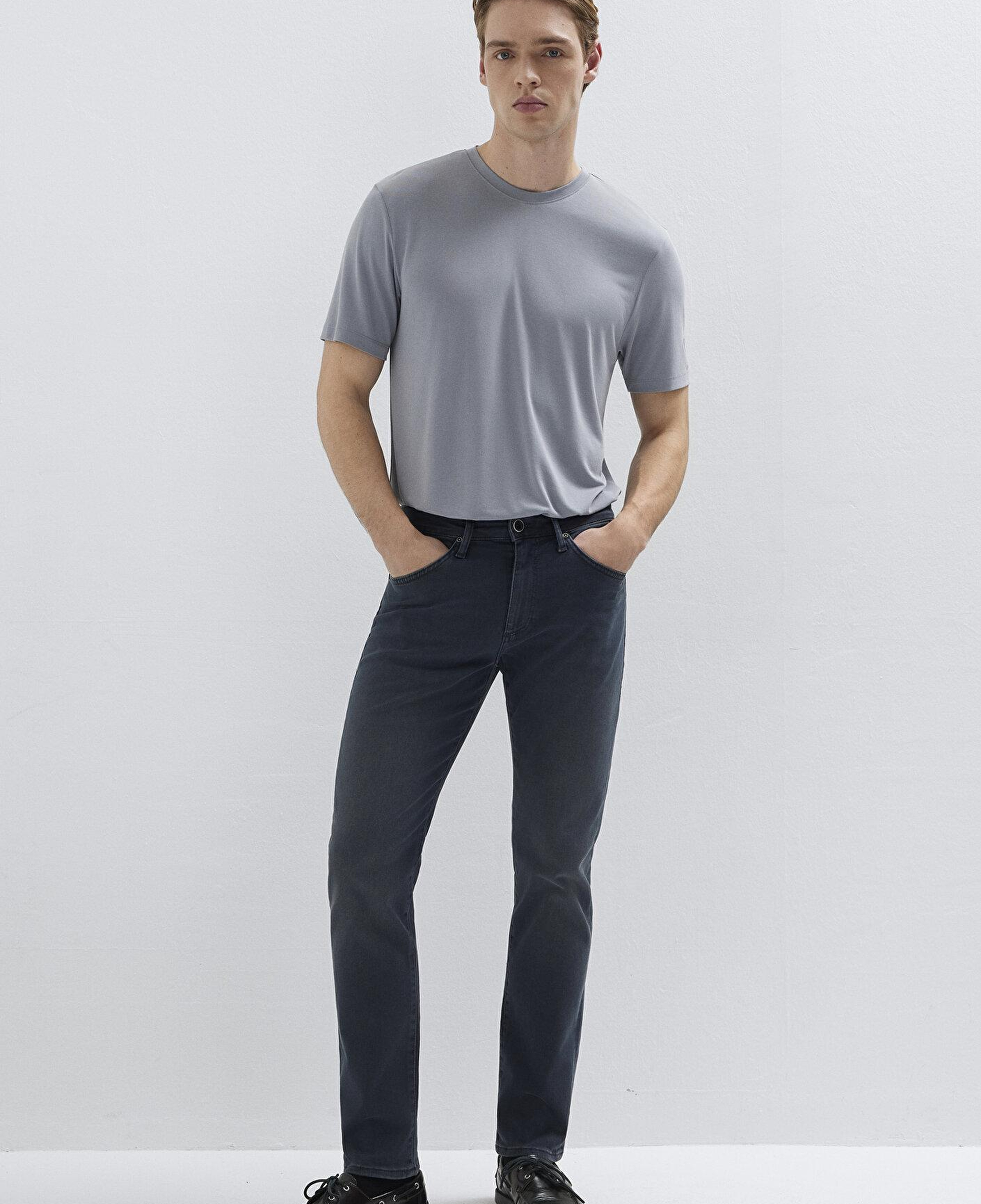 Mavi Marcus Pro Sport Koyu Puslu Mavi Jean Pantolon 00351A1739