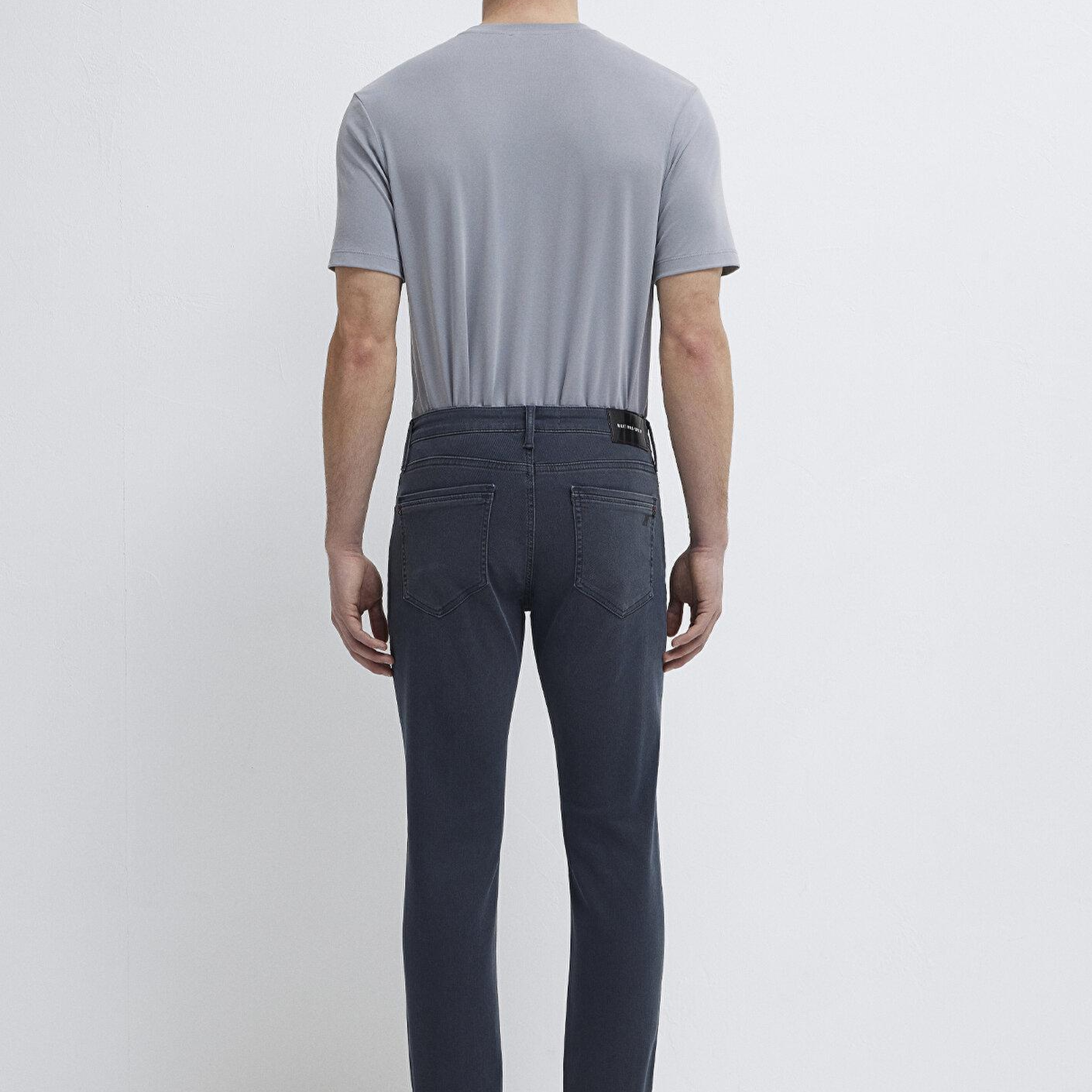 Mavi Marcus Pro Sport Koyu Puslu Mavi Jean Pantolon 00351A1739