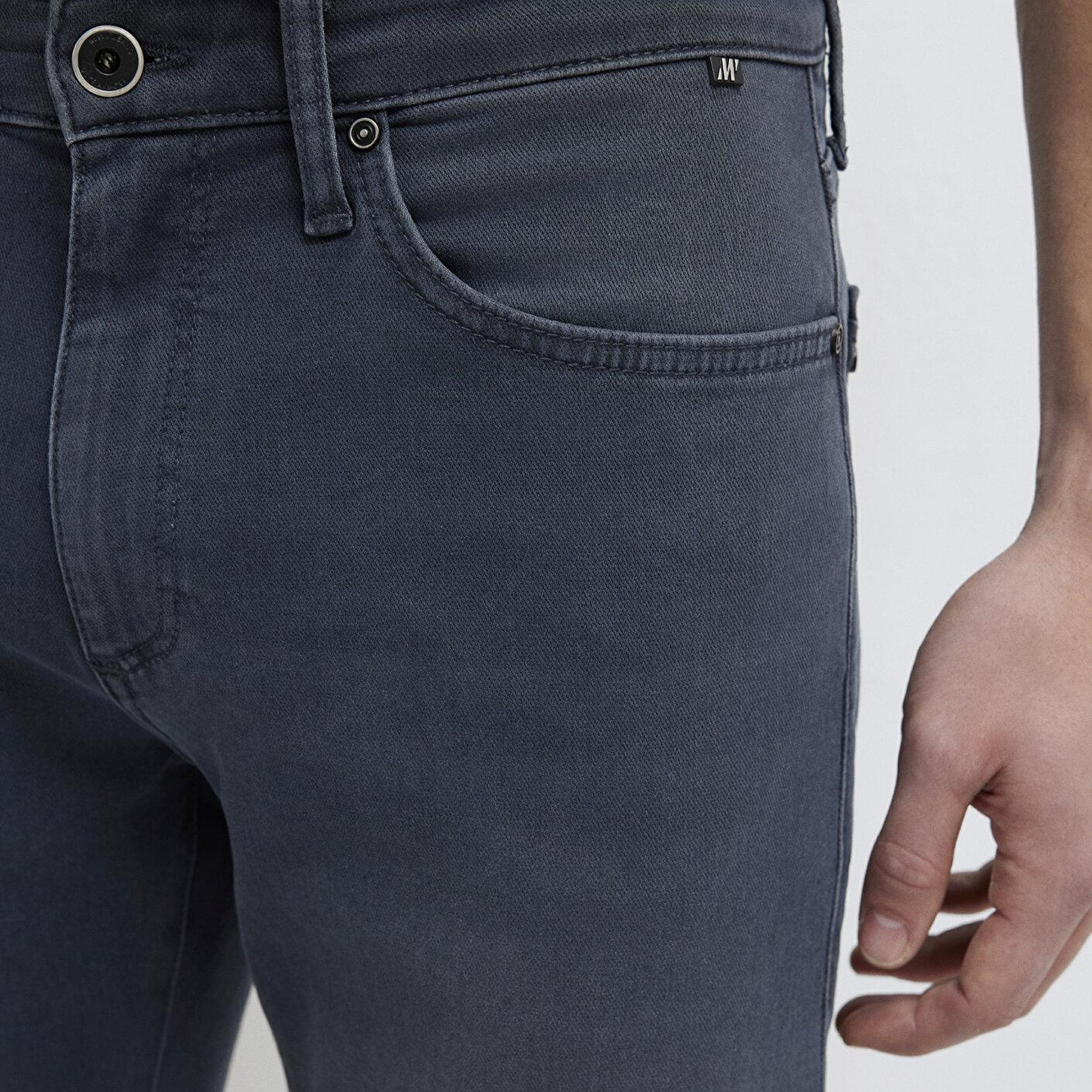 Mavi Marcus Pro Sport Koyu Puslu Mavi Jean Pantolon 00351A1739