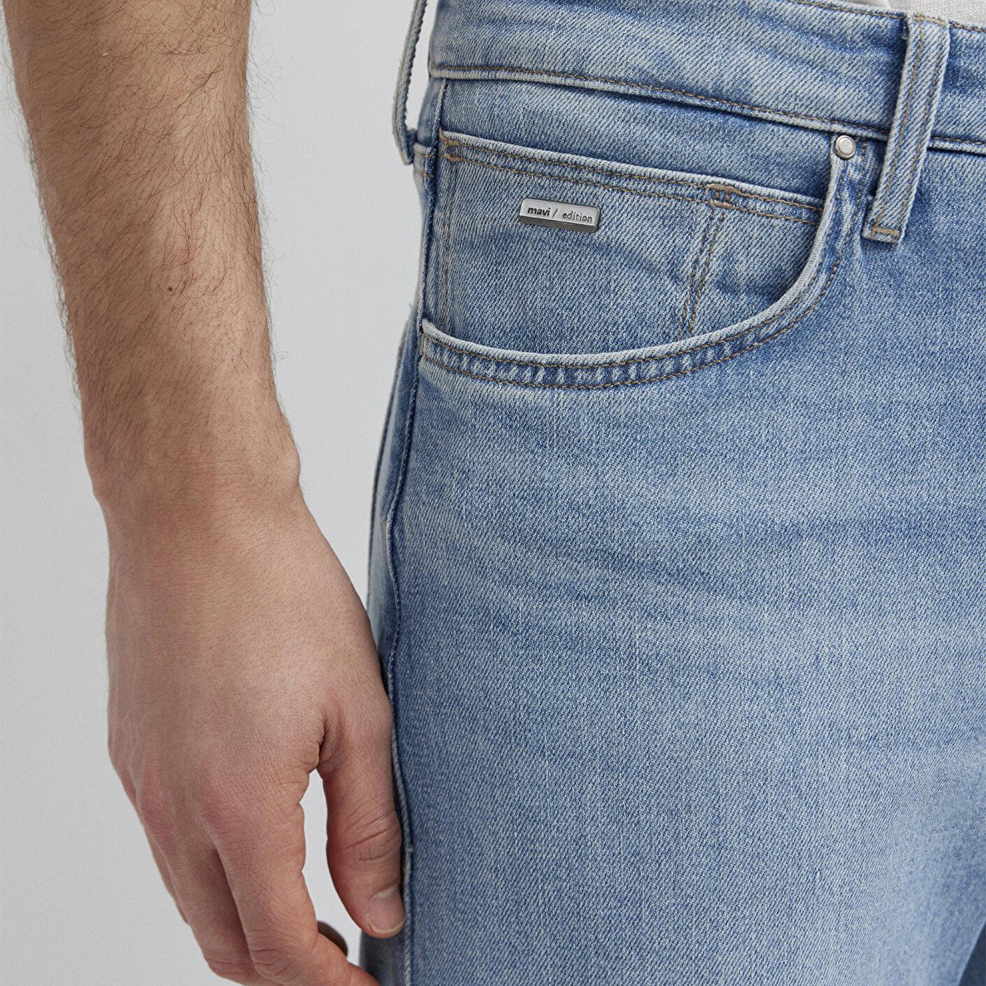 Mavi London Mavi Edition Puslu Açık Mavi Jean Pantolon 0010172-A2975