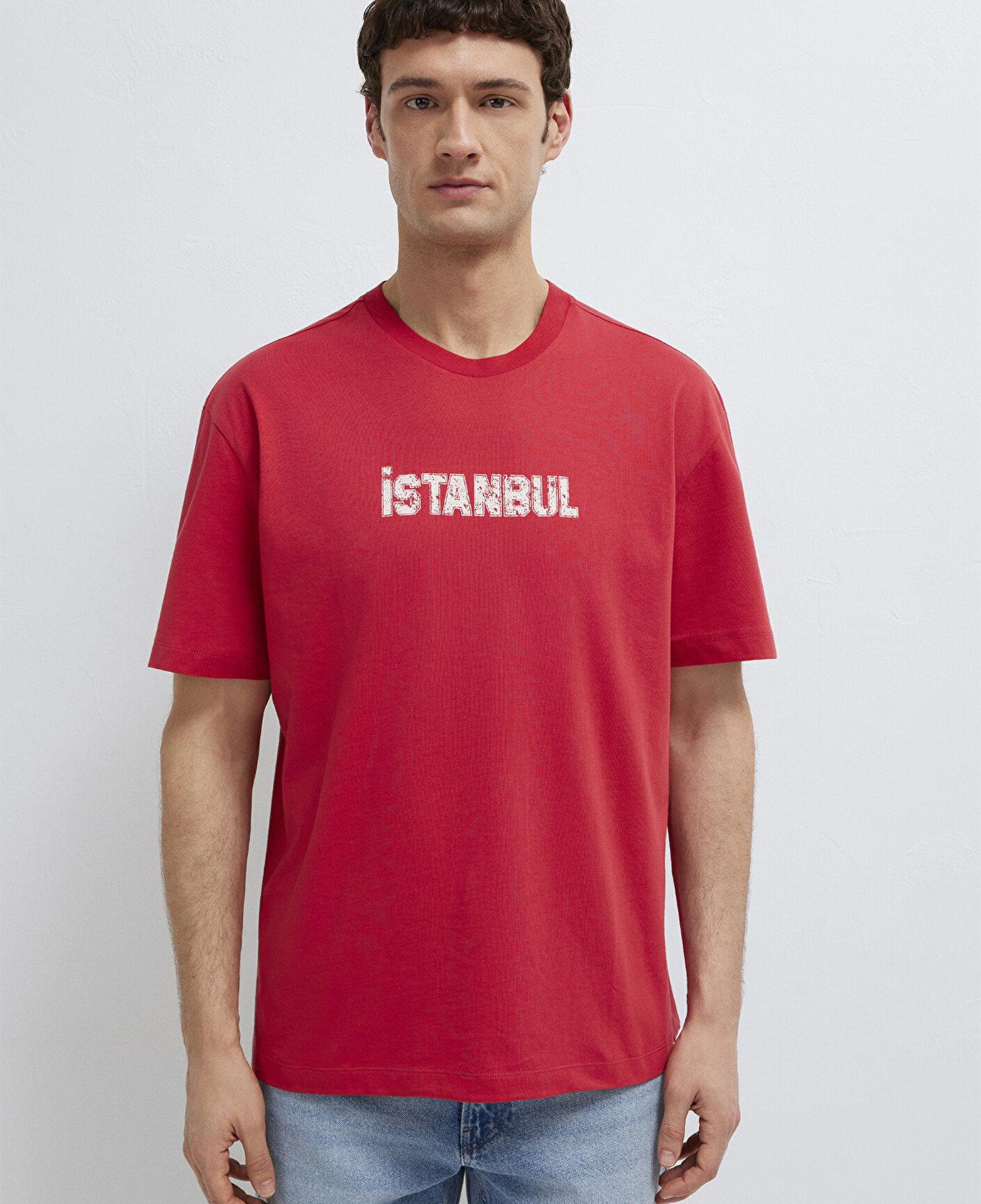Mavi İstanbul Baskılı Kırmızı Tişört Loose Fit / Bol Rahat Kesim 0613593-70428