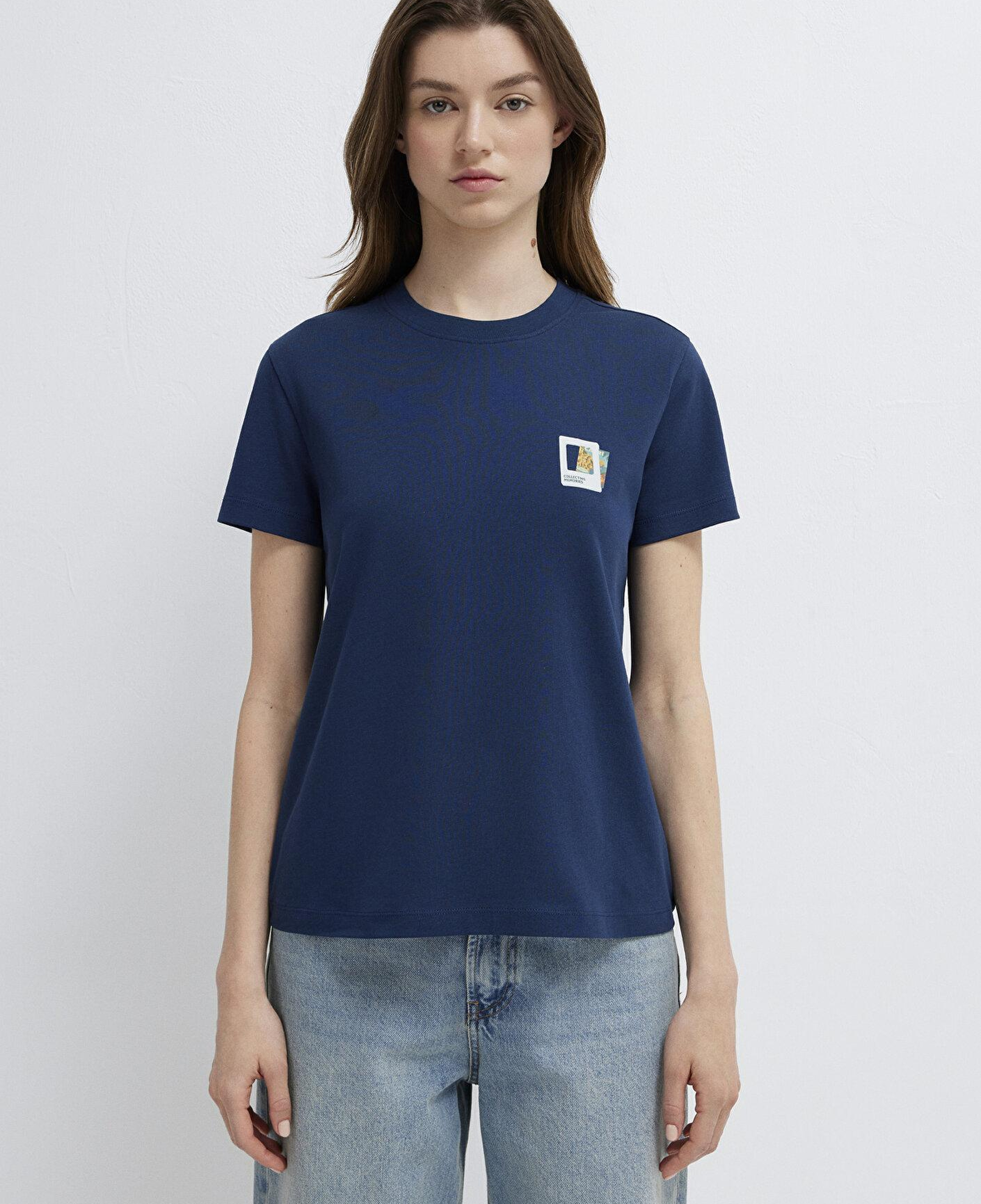 Mavi Collecting Memories Baskılı Lacivert Tişört Slim Fit / Dar Kesim 1614248-89353