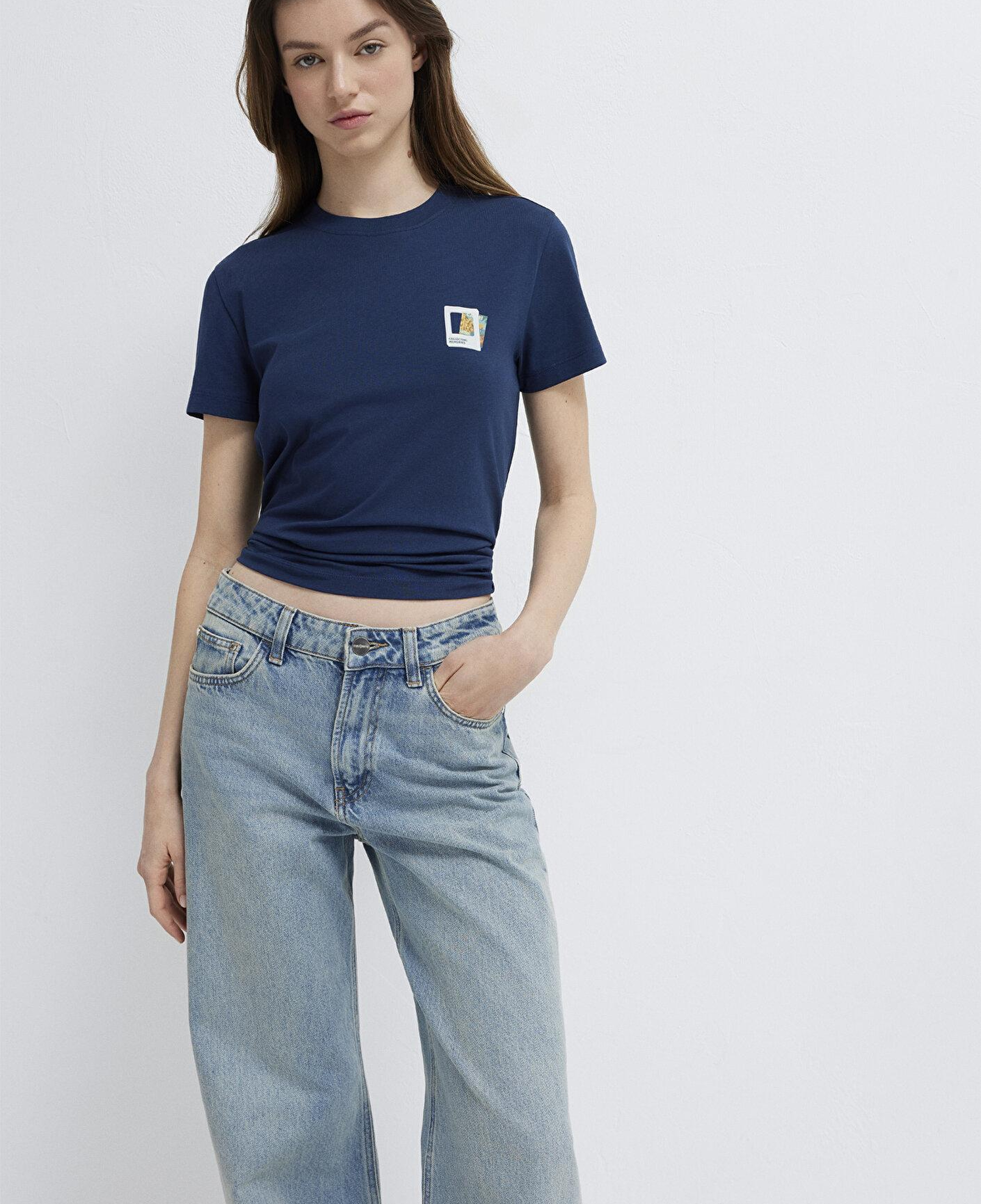 Mavi Collecting Memories Baskılı Lacivert Tişört Slim Fit / Dar Kesim 1614248-89353