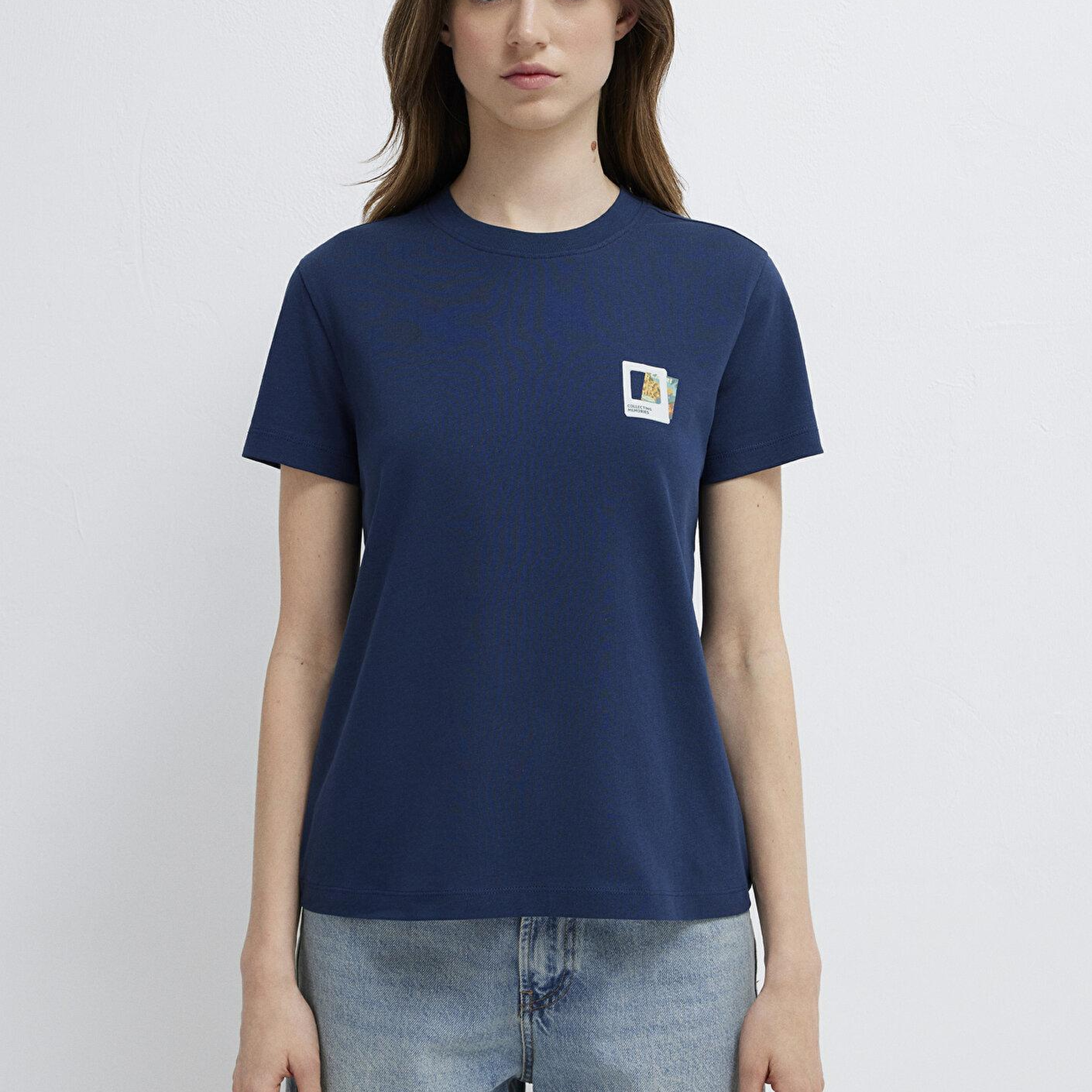 Mavi Collecting Memories Baskılı Lacivert Tişört Slim Fit / Dar Kesim 1614248-89353