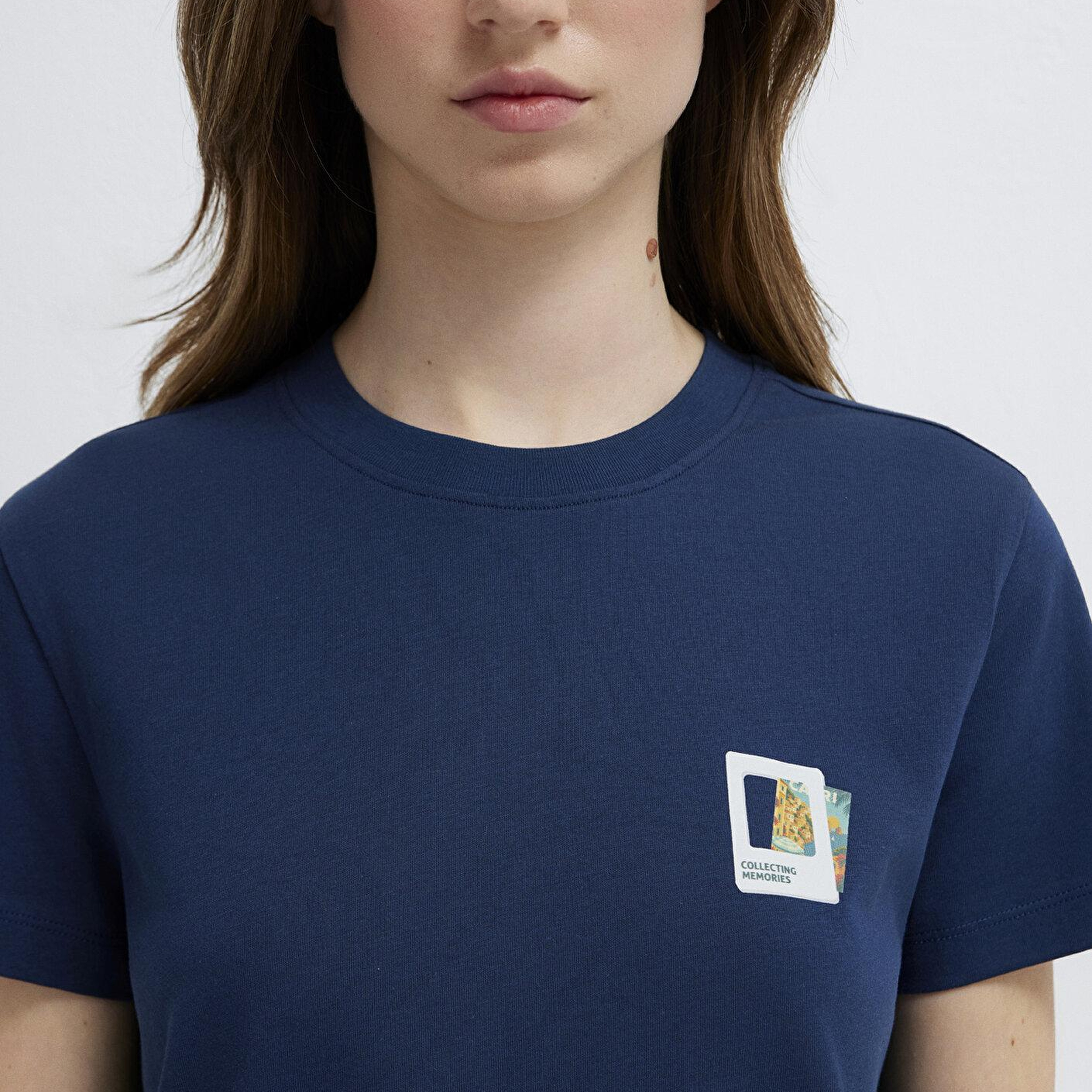 Mavi Collecting Memories Baskılı Lacivert Tişört Slim Fit / Dar Kesim 1614248-89353