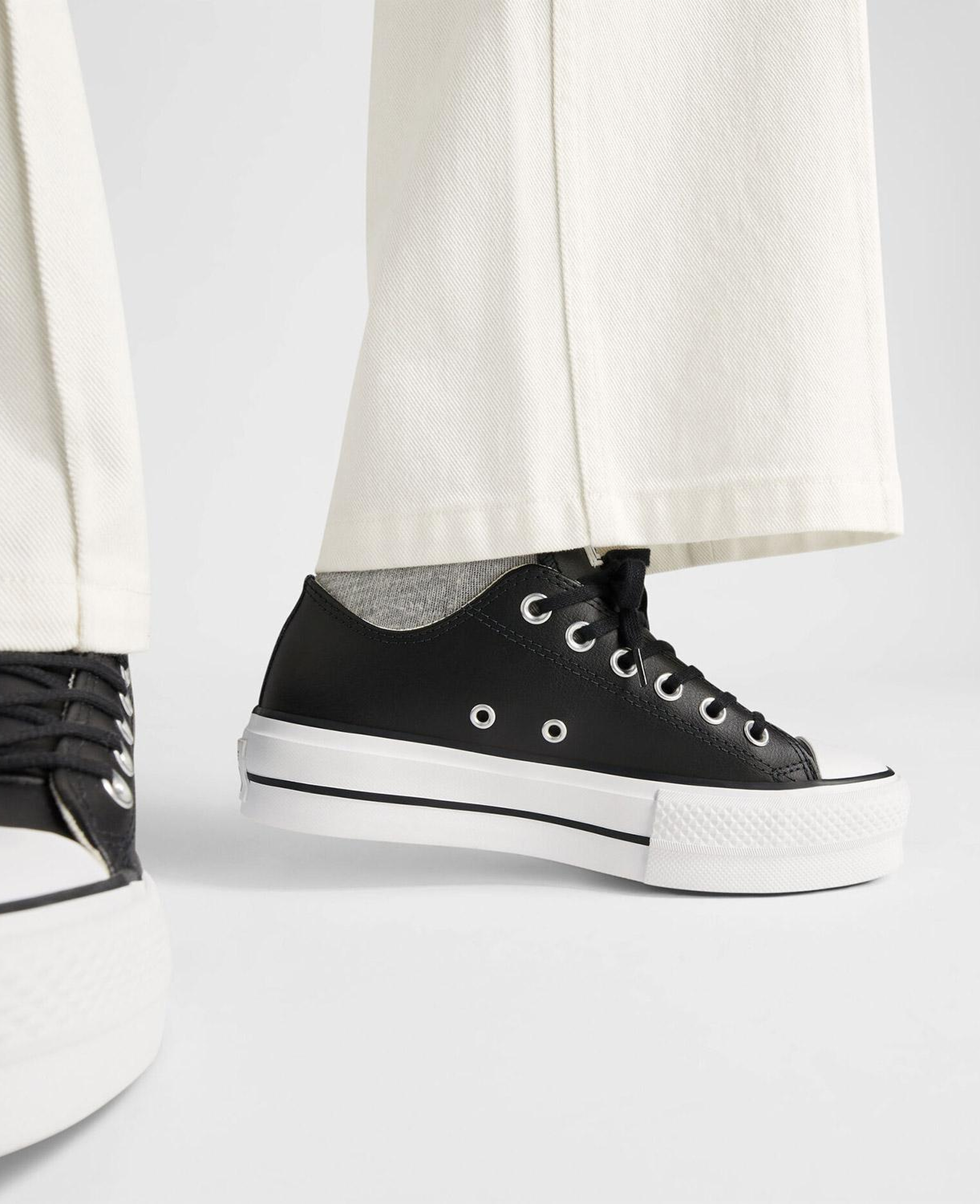 Converse Chuck Taylor All Star Lift Unisex Siyah Deri Platform Sneaker