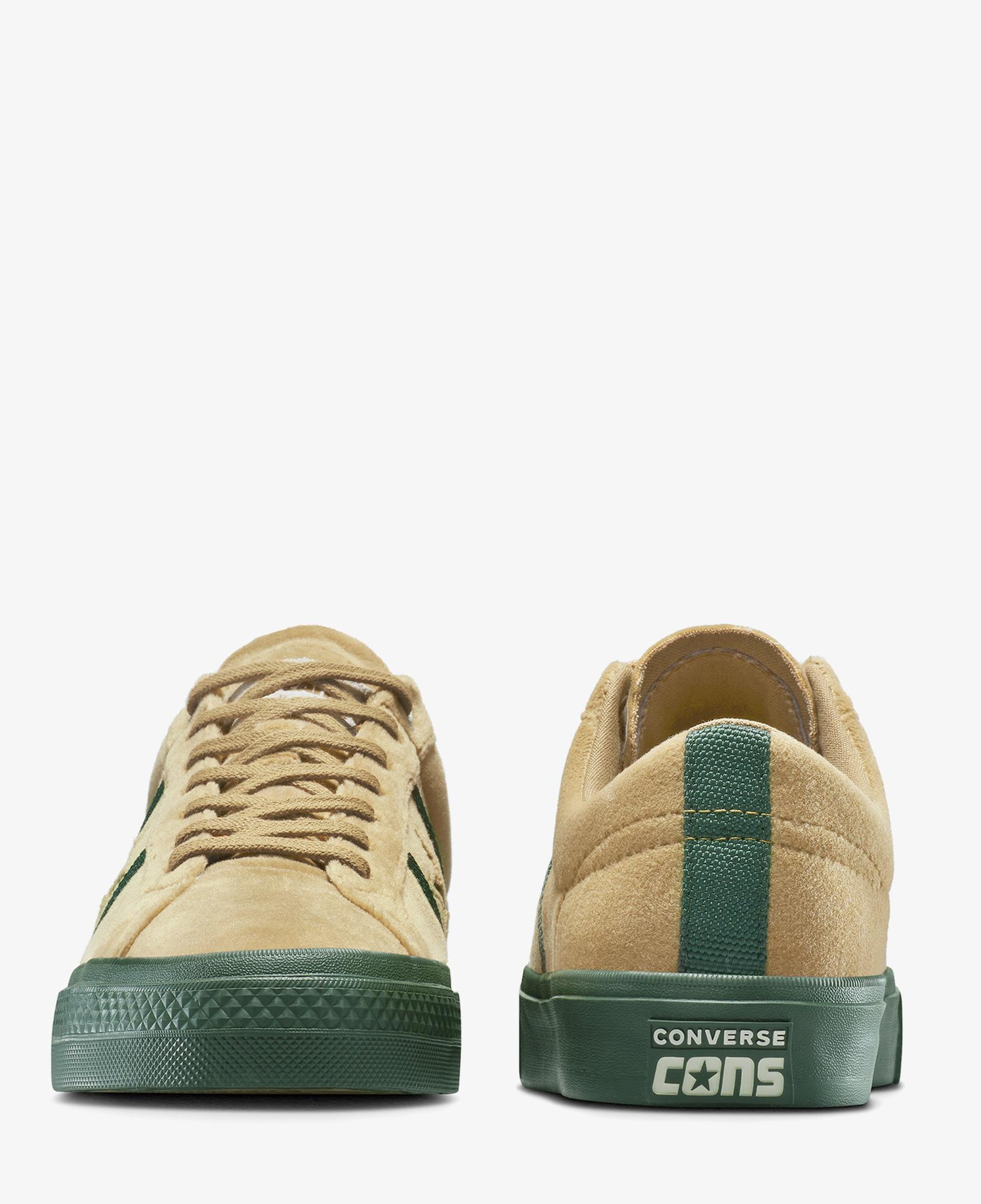 Converse x UNDEFEATED One Star Academy Pro Unisex Krem Sneaker