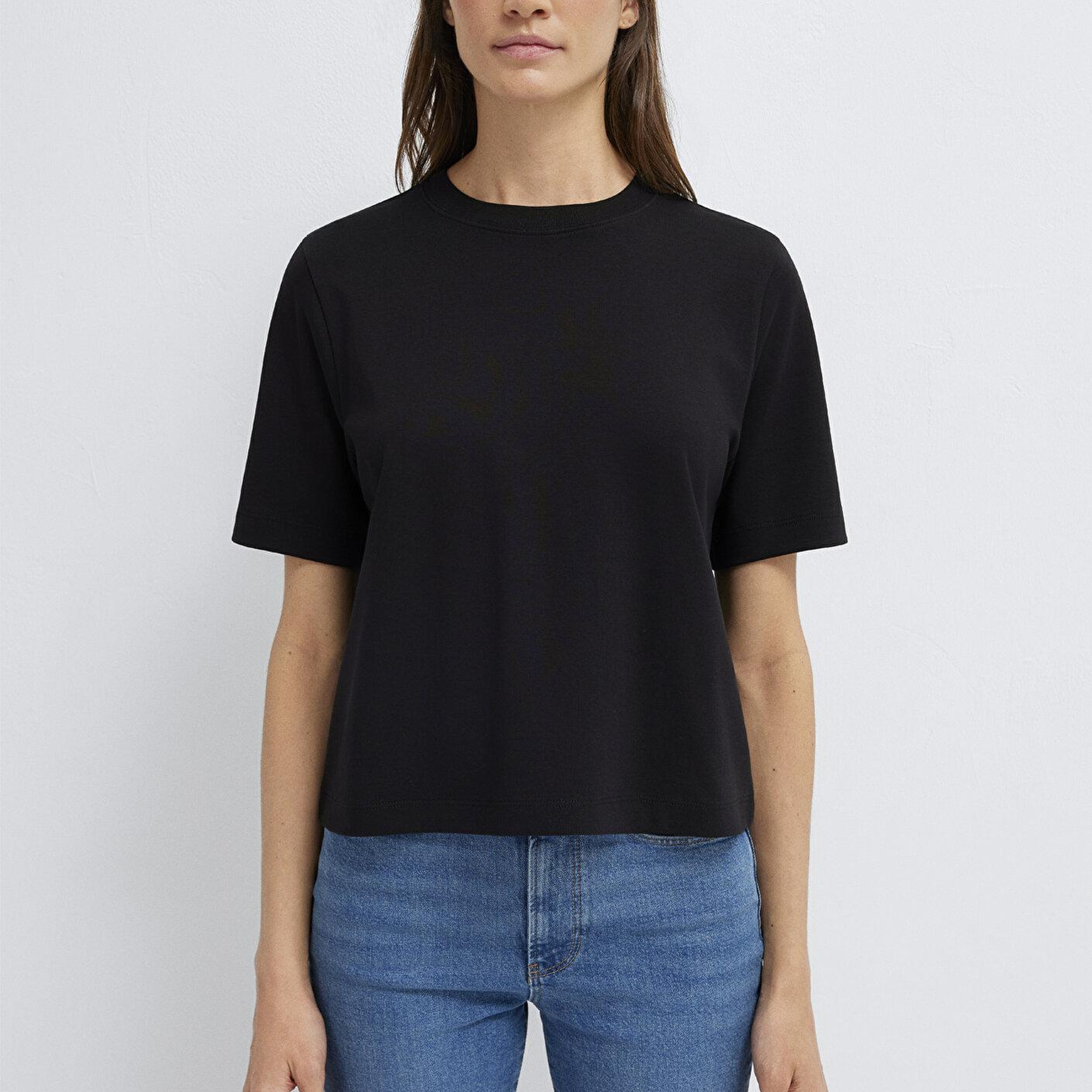 Mavi Siyah Basic Tişört Regular Fit / Normal Kesim 1614218-900