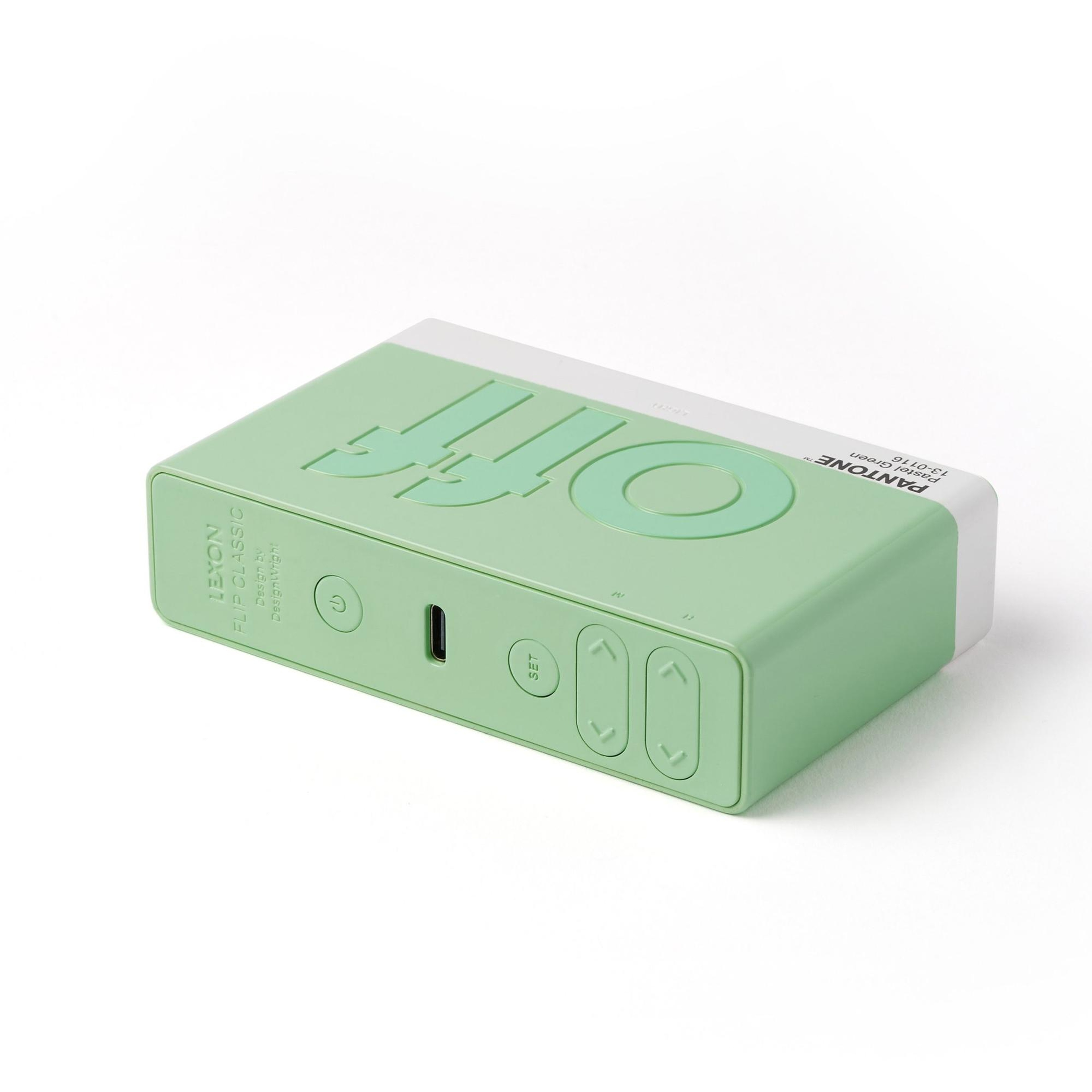 Lexon x Pantone Flip Klasik Şarj Edilebilir Alarm Saat Mint