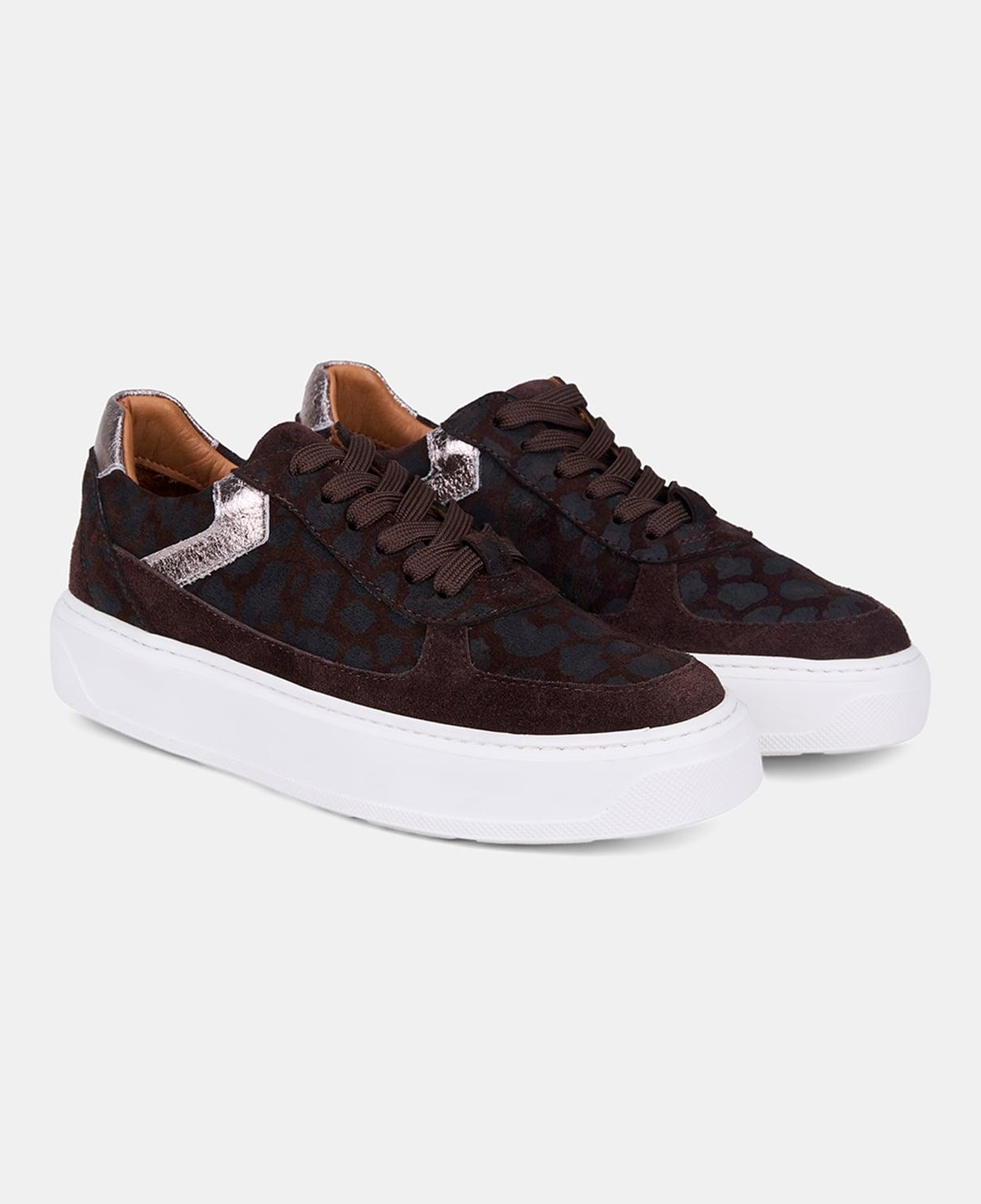 Kadın Kahve Bağcıklı Desenli Kalın Beyaz Tabanlı Süet Sneaker