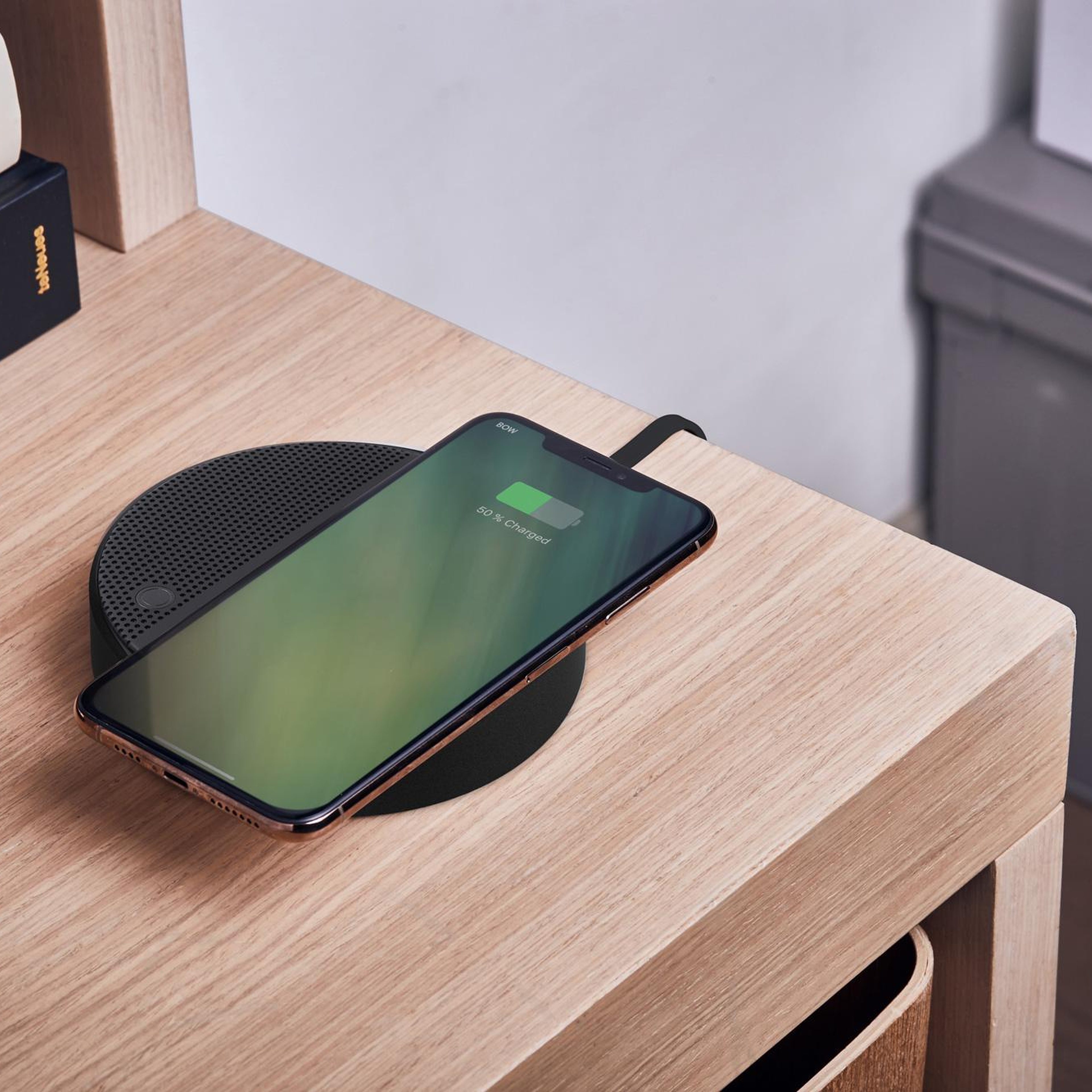 Lexon Oslo Energy + Kablosuz Şarj Cihazı ve Bluetooth Hoparlör Siyah