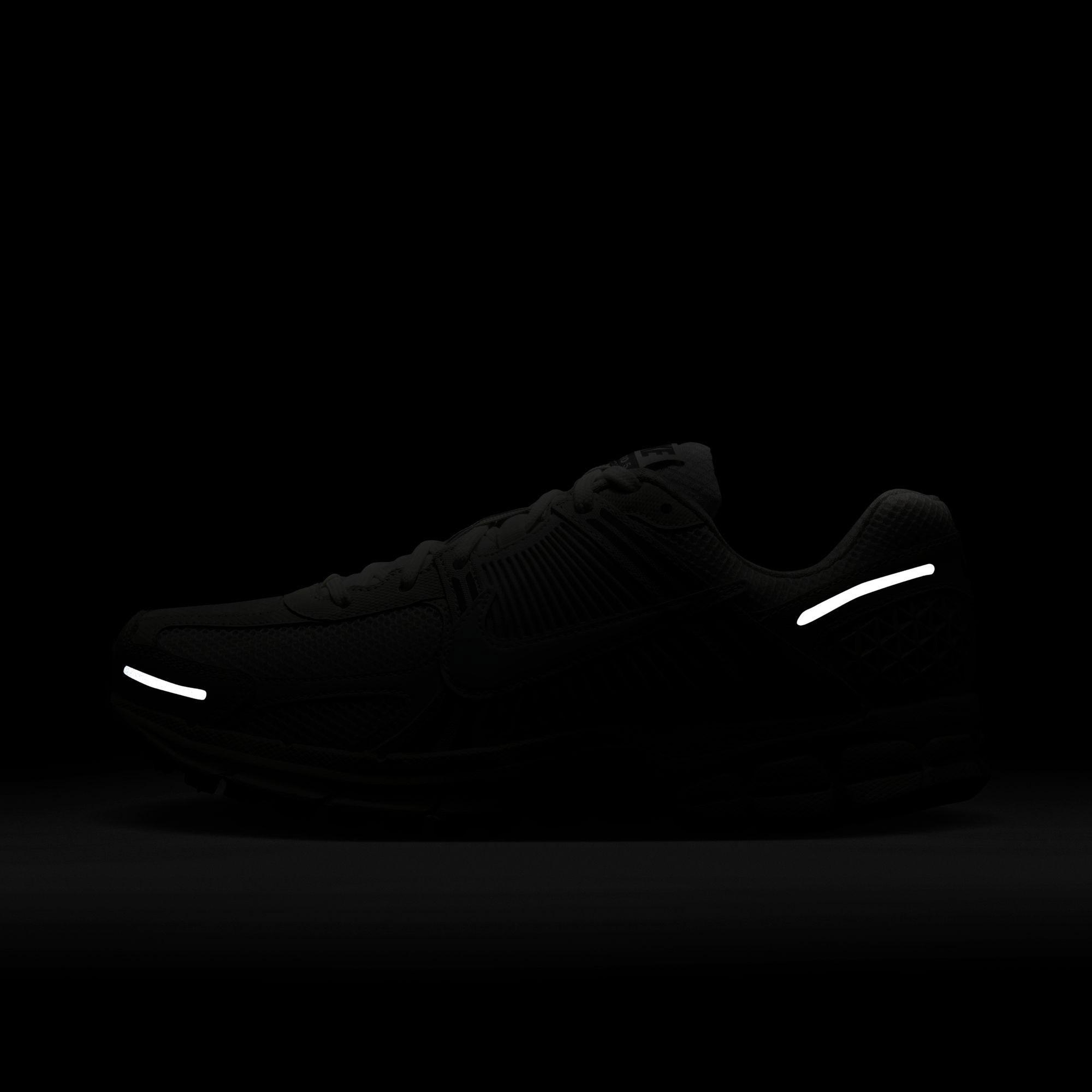 Nike Zoom Vomero 5 SE Erkek Gri Spor Ayakkabı