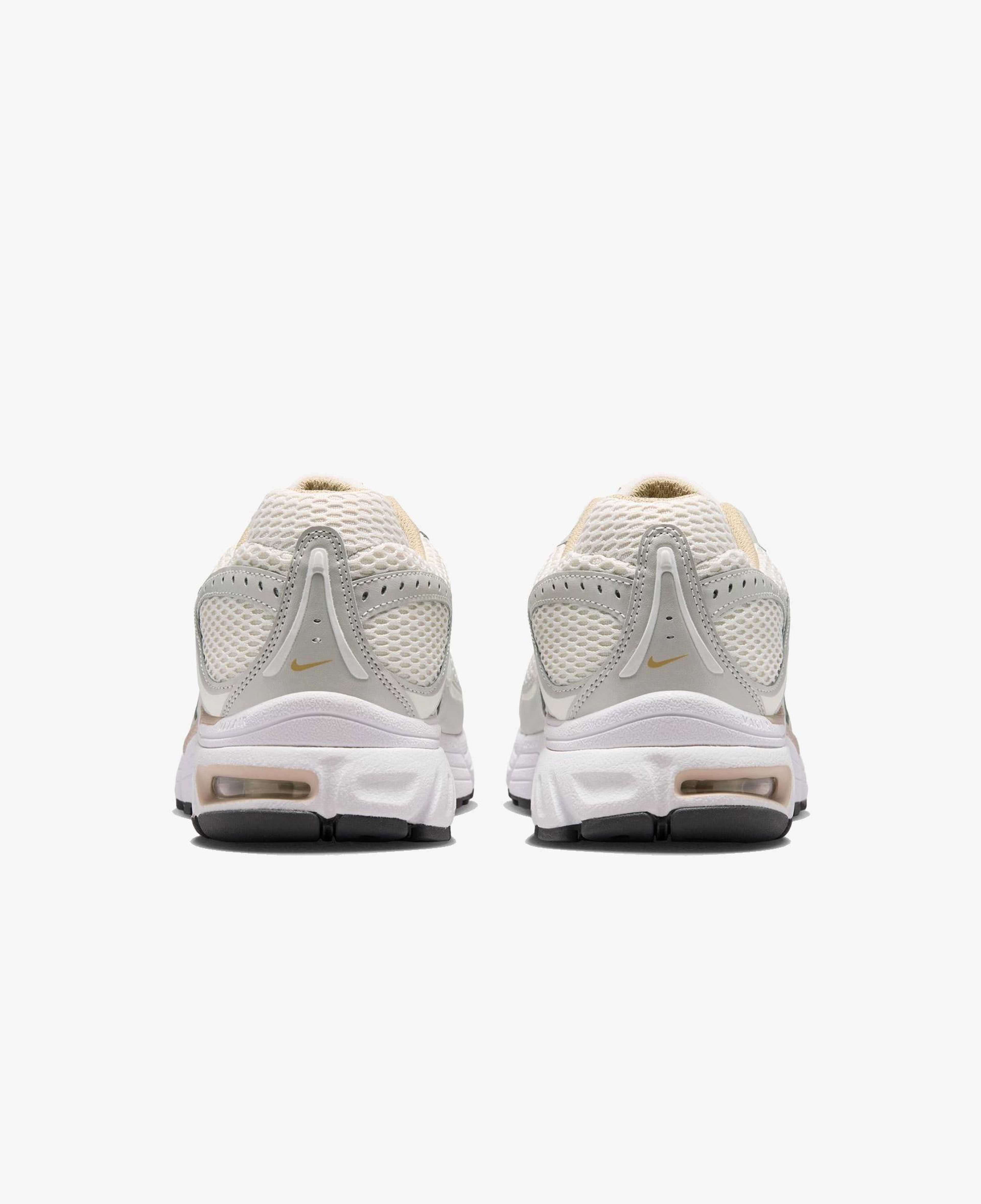 Nike Air Max Moto 2K Erkek Krem Rengi Spor Ayakkabı