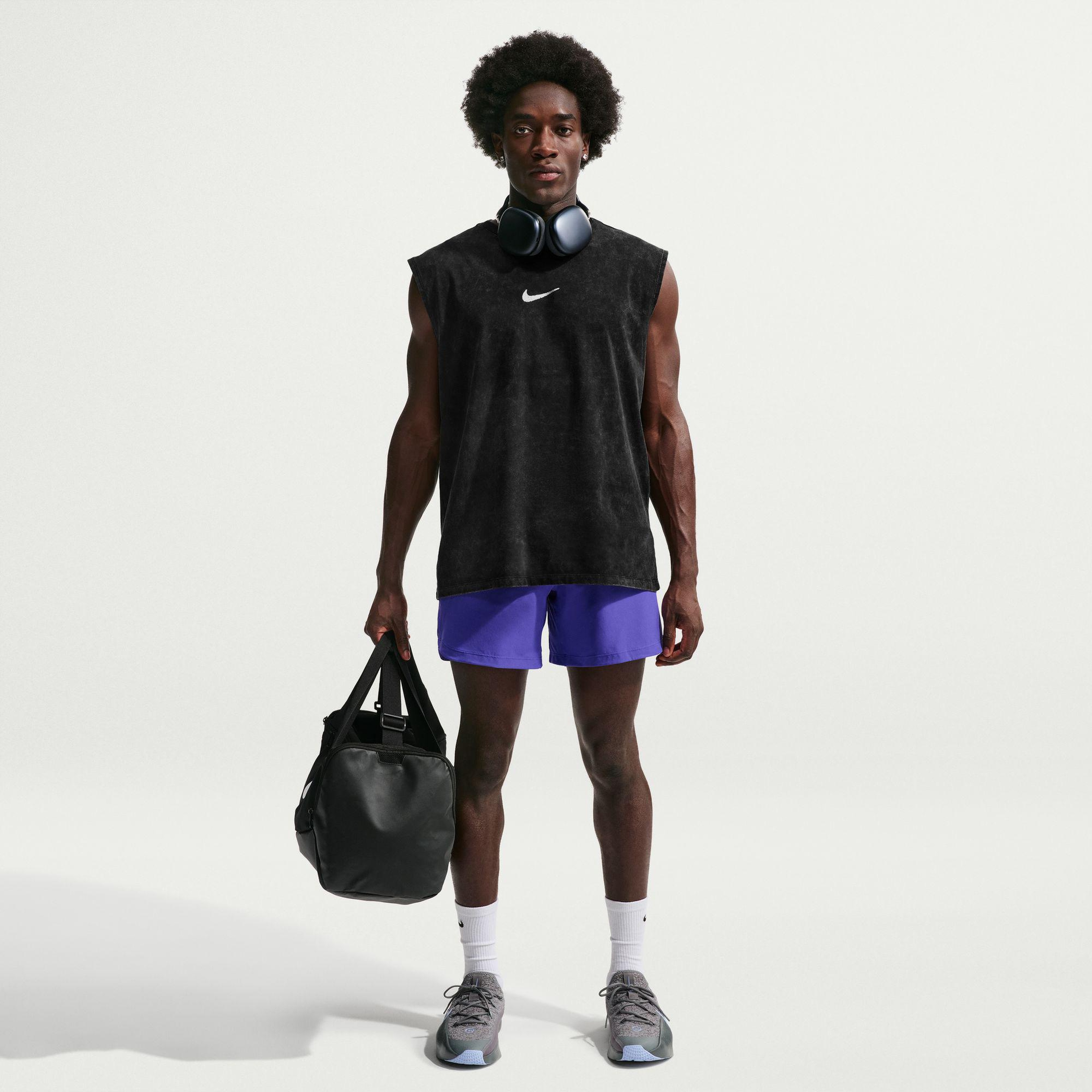 Nike Training Erkek Siyah Kolsuz T-Shirt