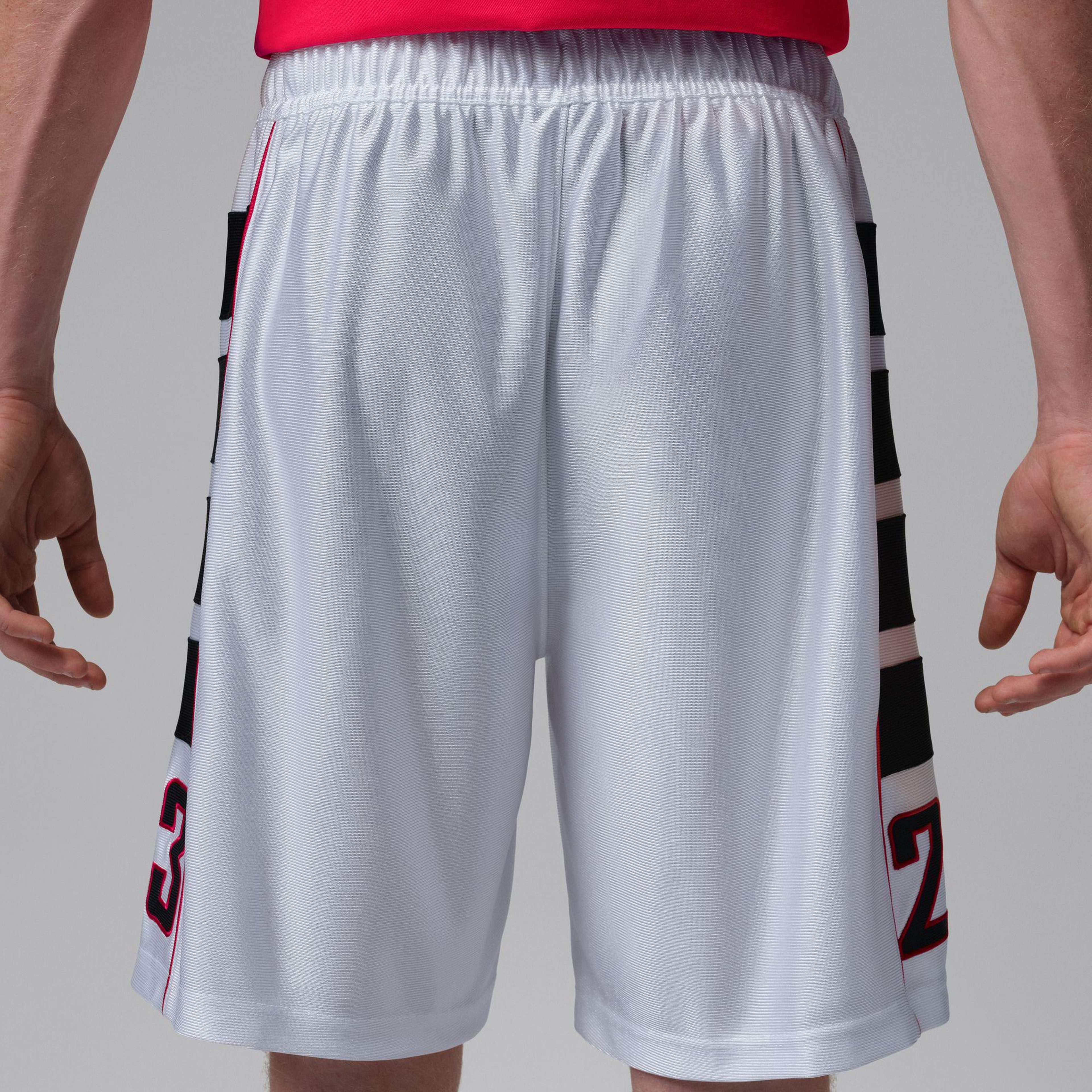 Jordan Brooklyn Cat Scratch Erkek Beyaz Şort