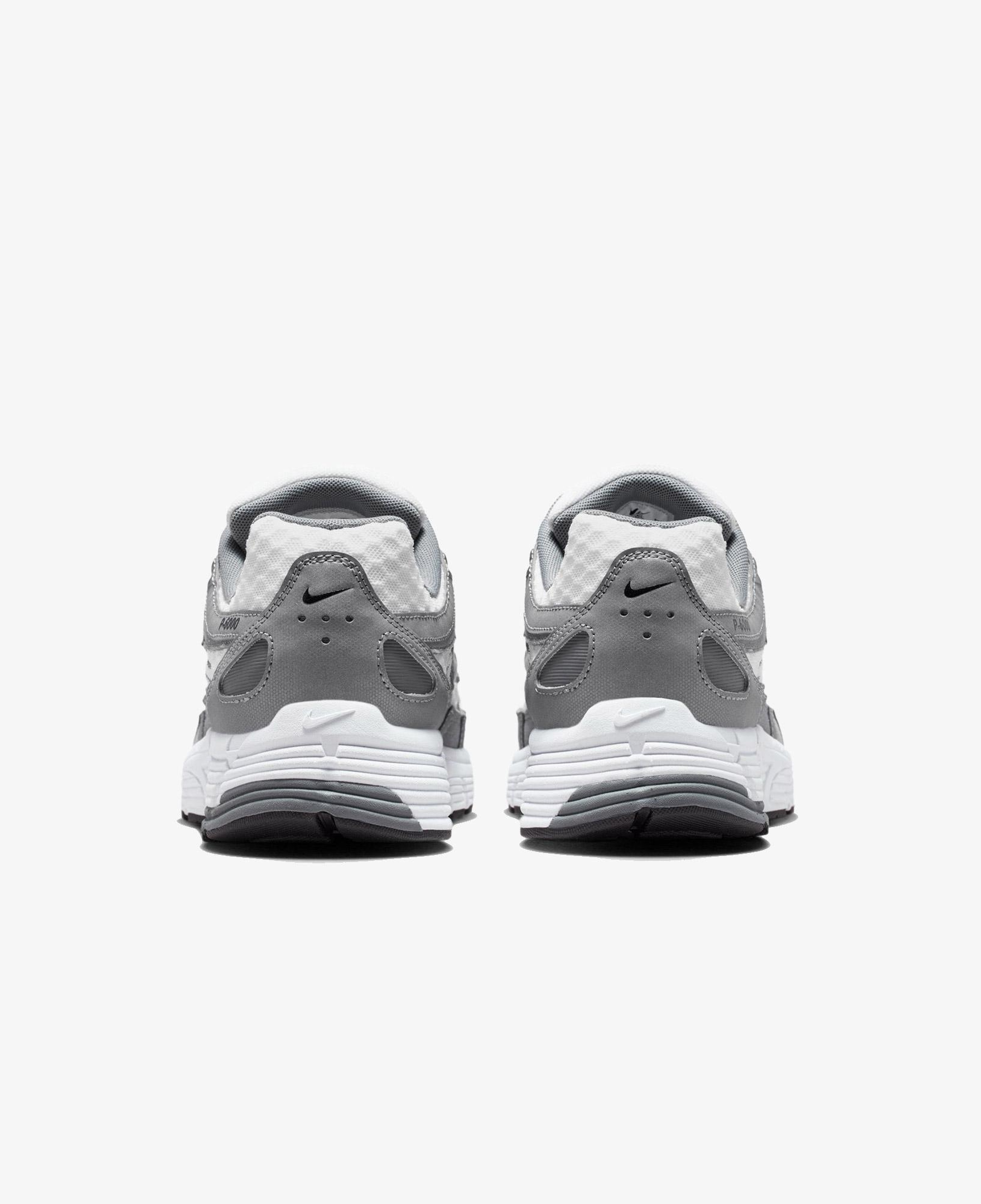 Nike P-6000 Erkek Gri Spor Ayakkabı