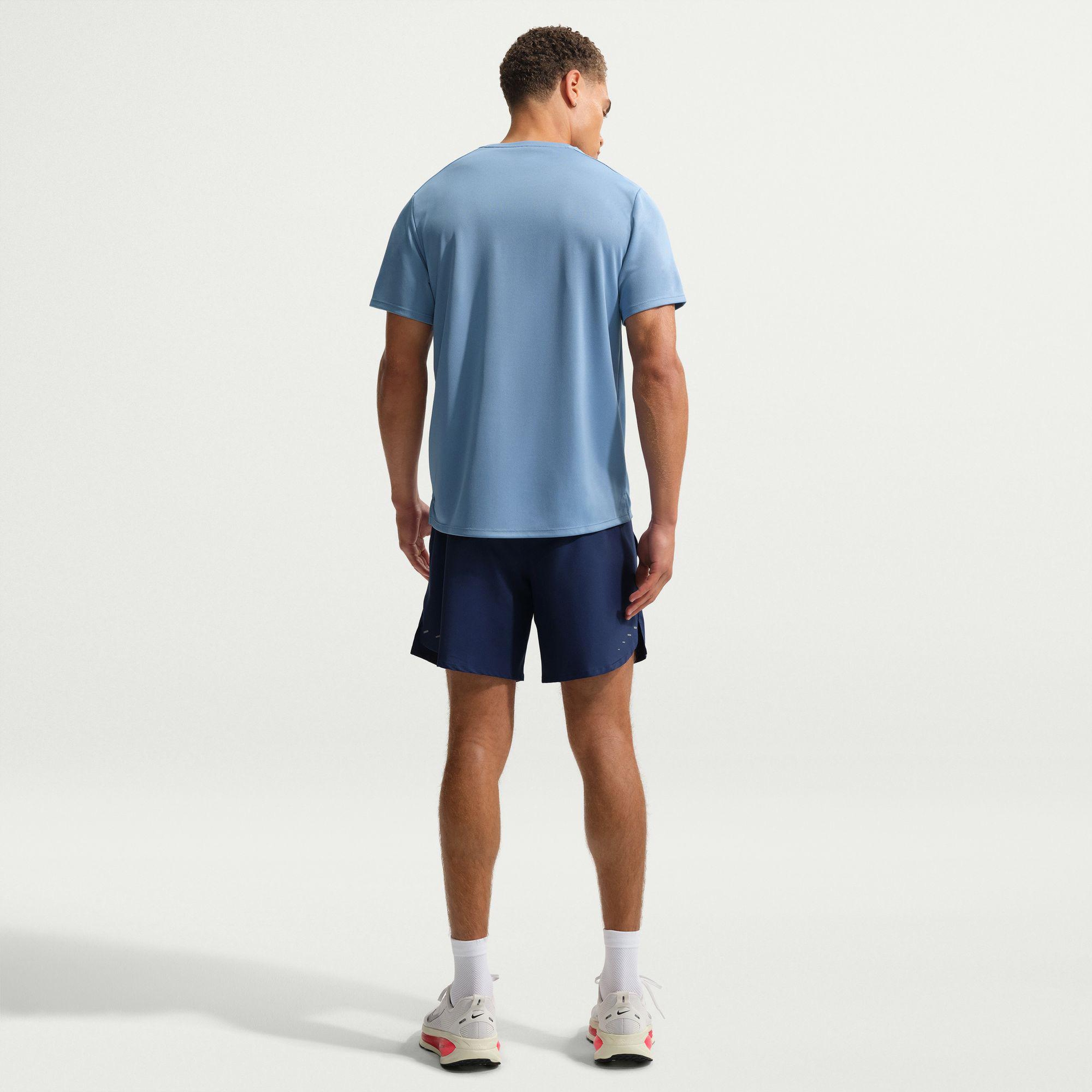 Nike Dri-Fit Stride 18 cm Erkek Lacivert Şort