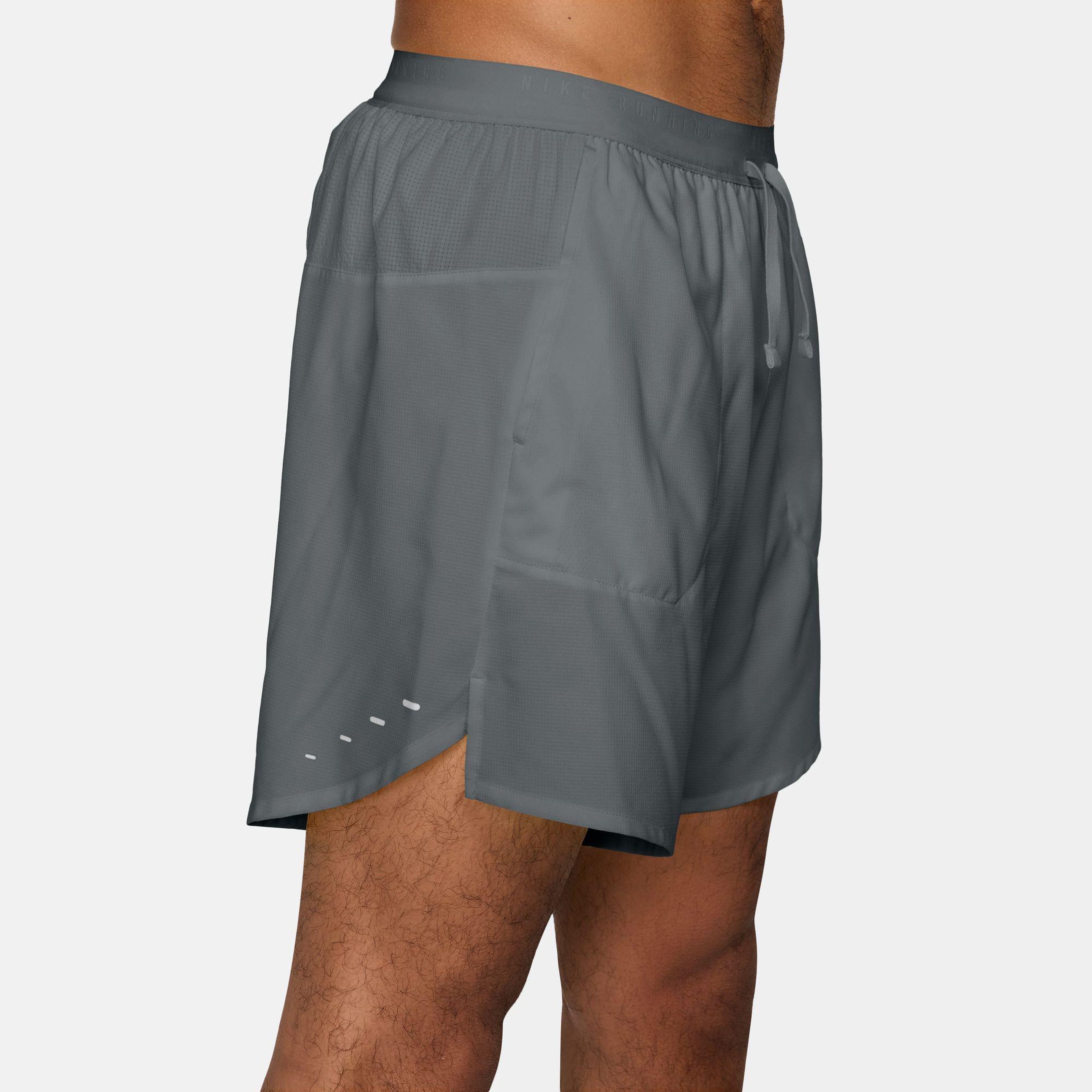 Nike Dri-Fit Stride 18 cm Erkek Gri Şort
