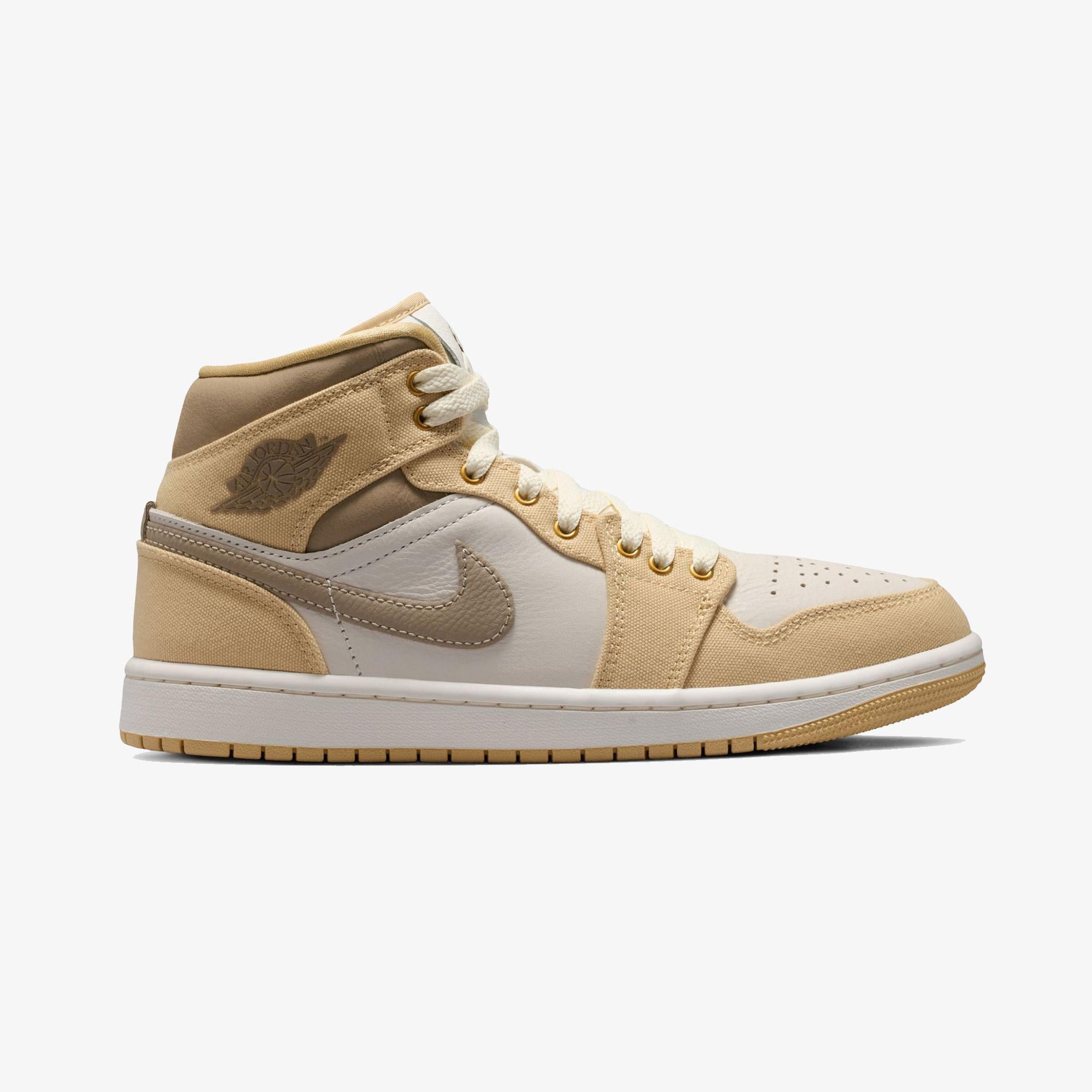 Jordan Air 1 Mid SE Kadın Bej Spor Ayakkabı