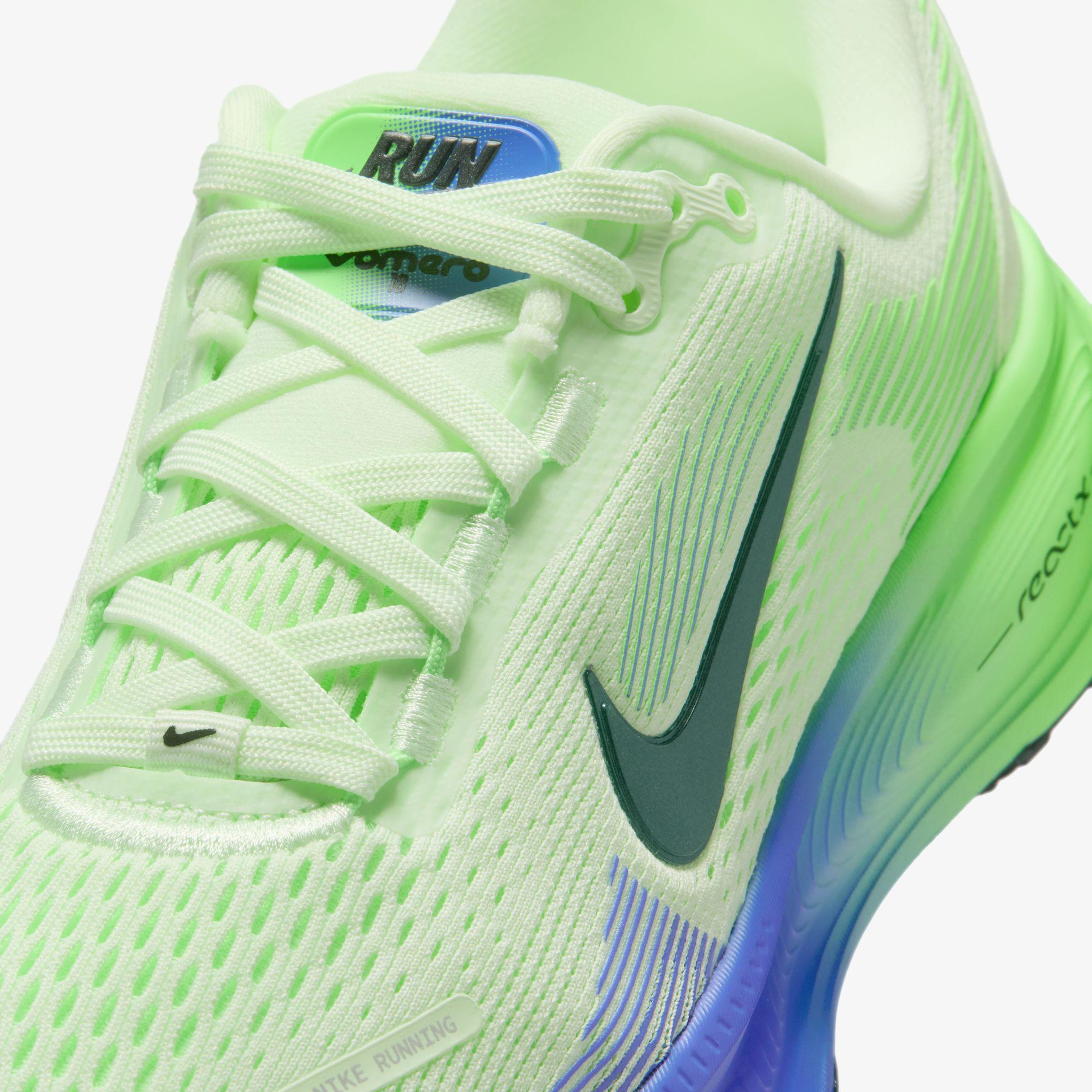 Nike Vomero 18 Yeşil Koşu Ayakkabısı