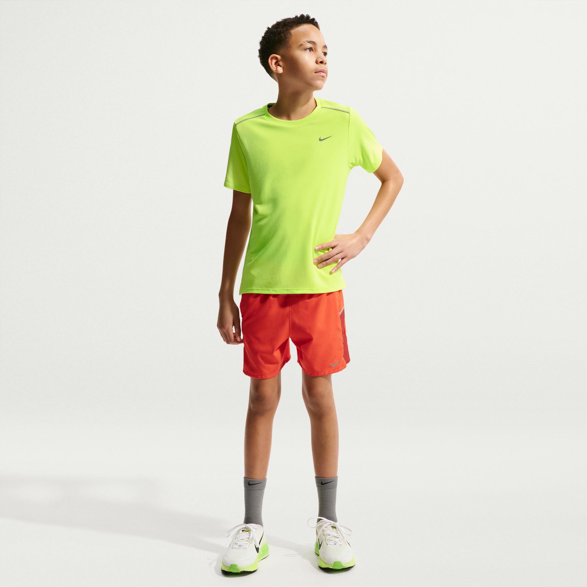 Nike Dri-Fti Miler Çocuk Yeşil T-Shirt