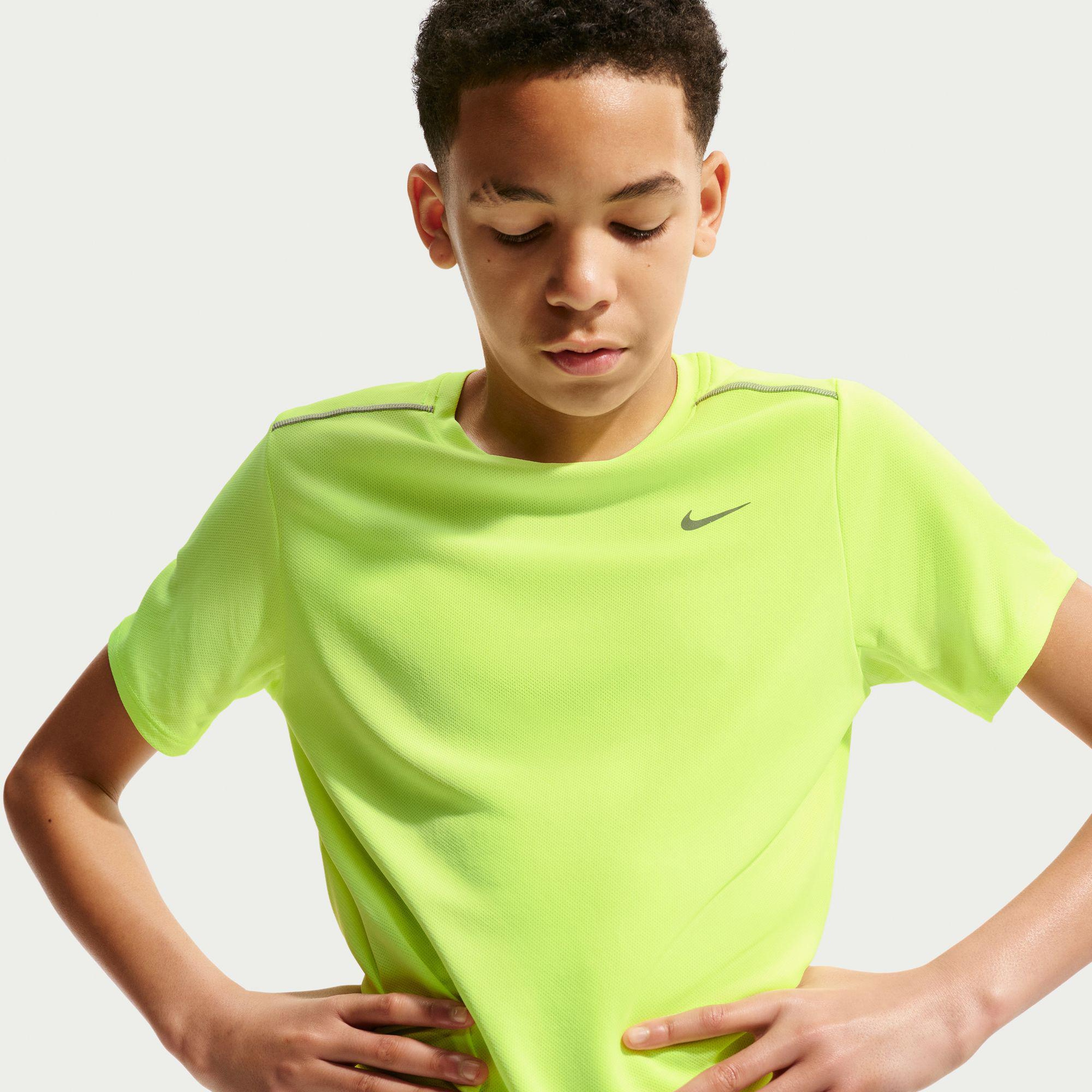 Nike Dri-Fti Miler Çocuk Yeşil T-Shirt