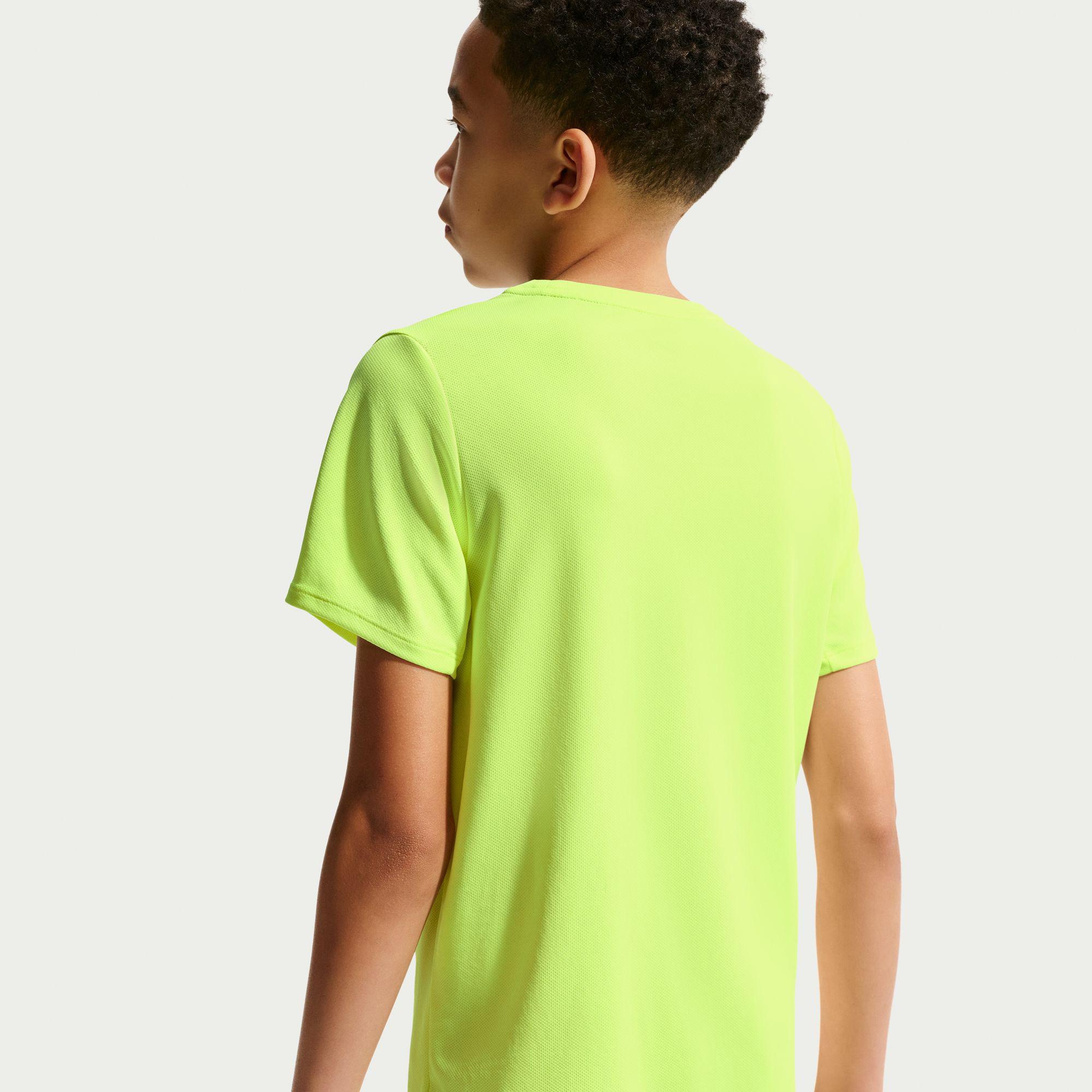 Nike Dri-Fti Miler Çocuk Yeşil T-Shirt