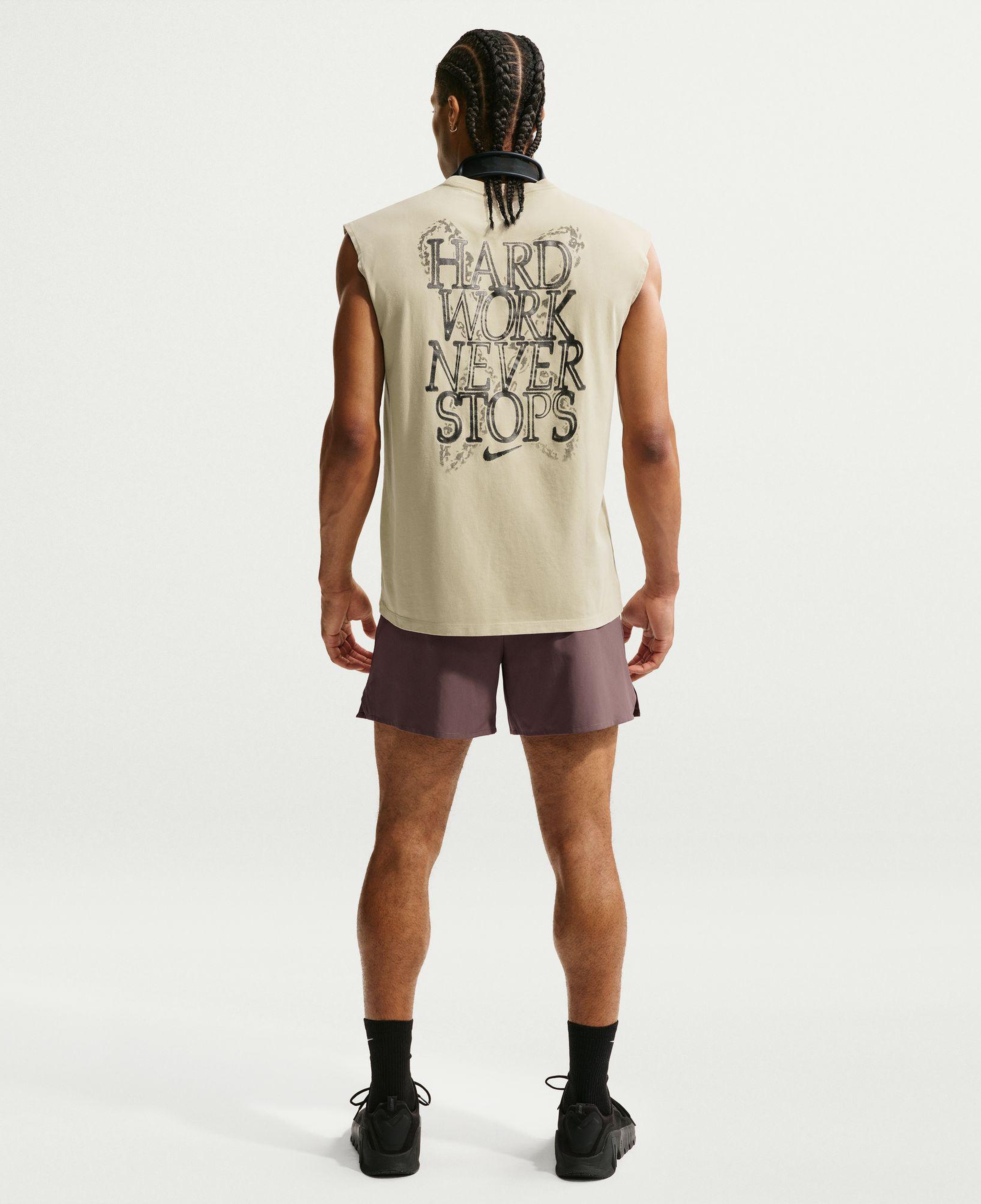 Nike Training Erkek Bej Kolsuz T-Shirt