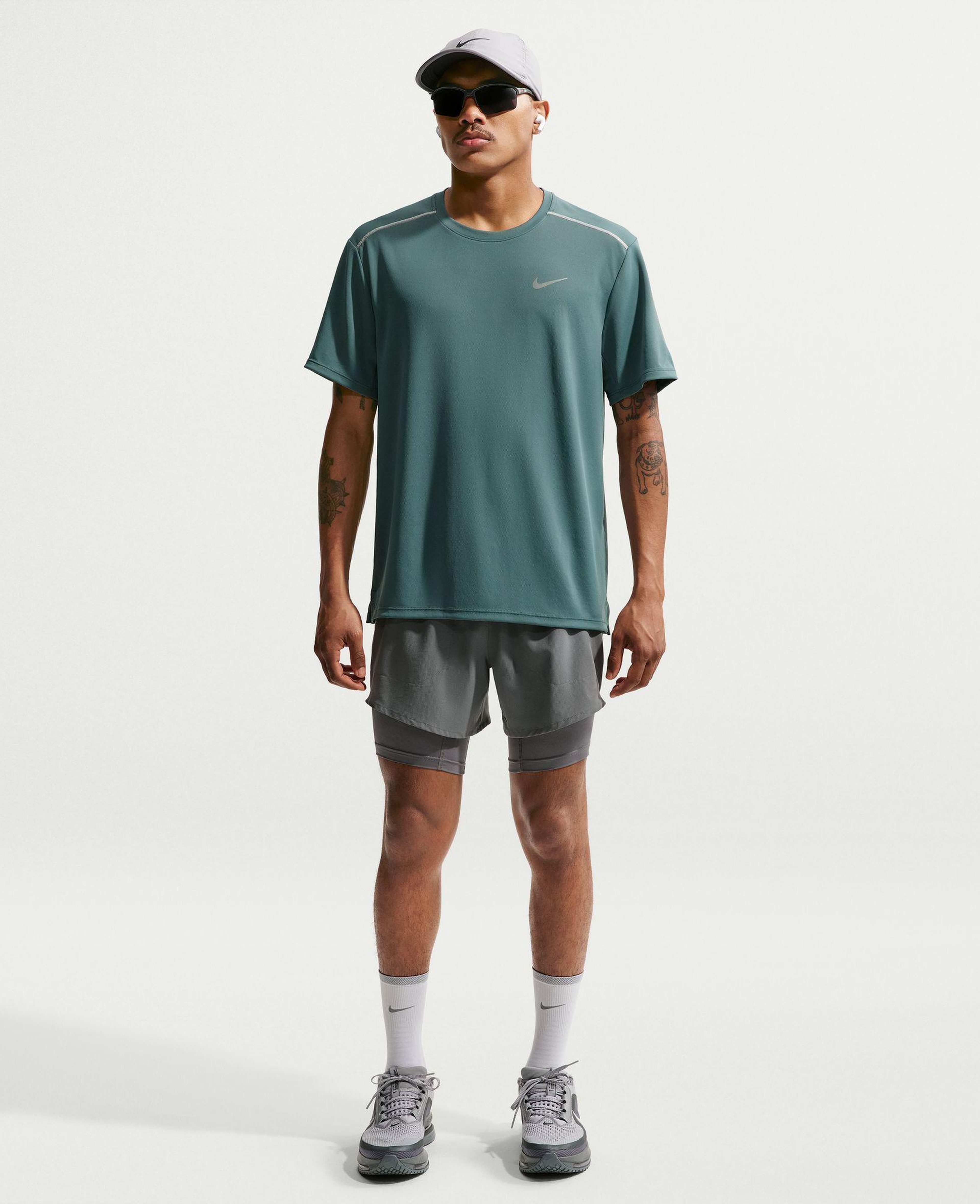 Nike Dri-Fit Miler Erkek Yeşil T-Shirt