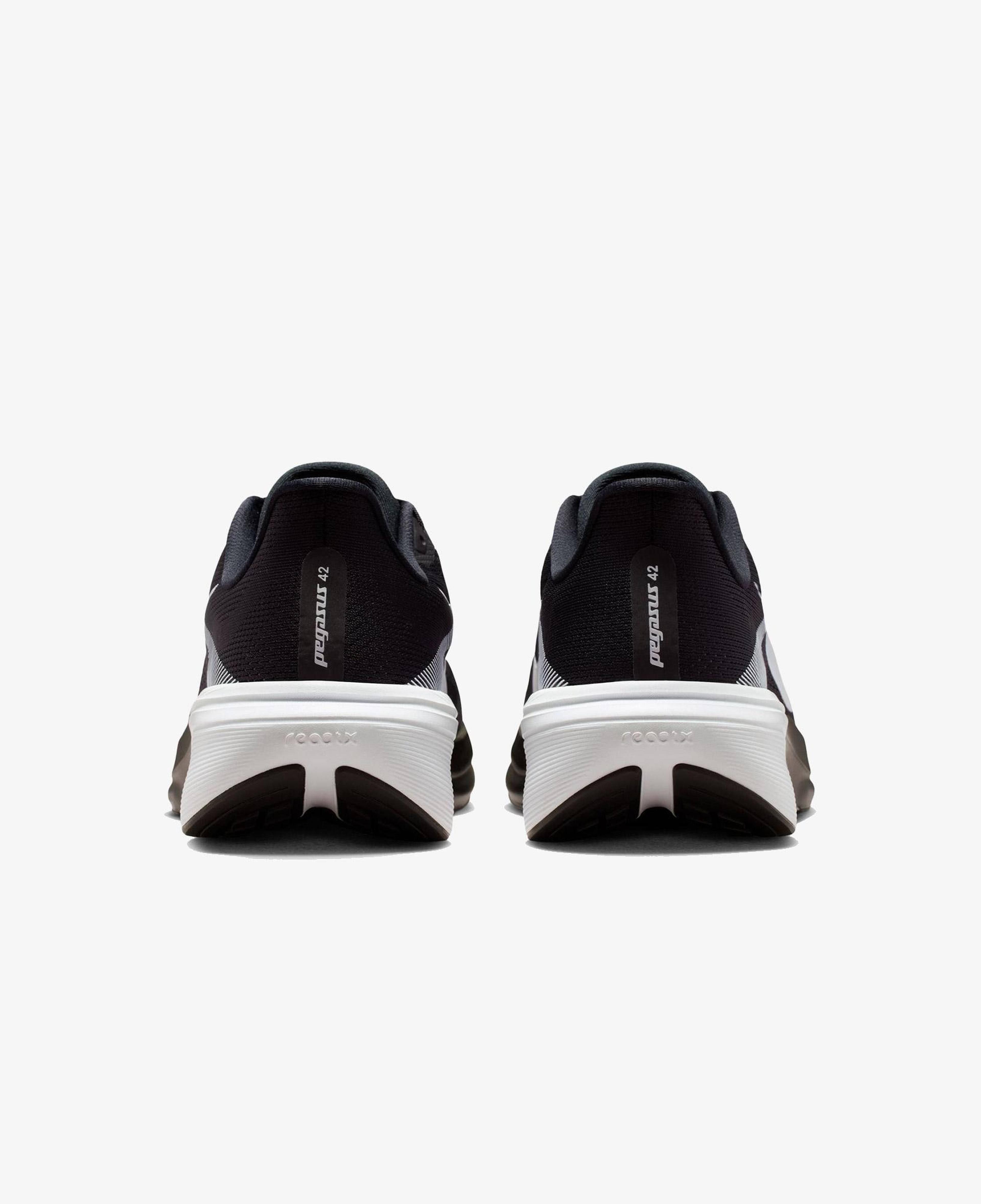 Nike Air Zoom Pegasus 42 Erkek Siyah Spor Ayakkabı